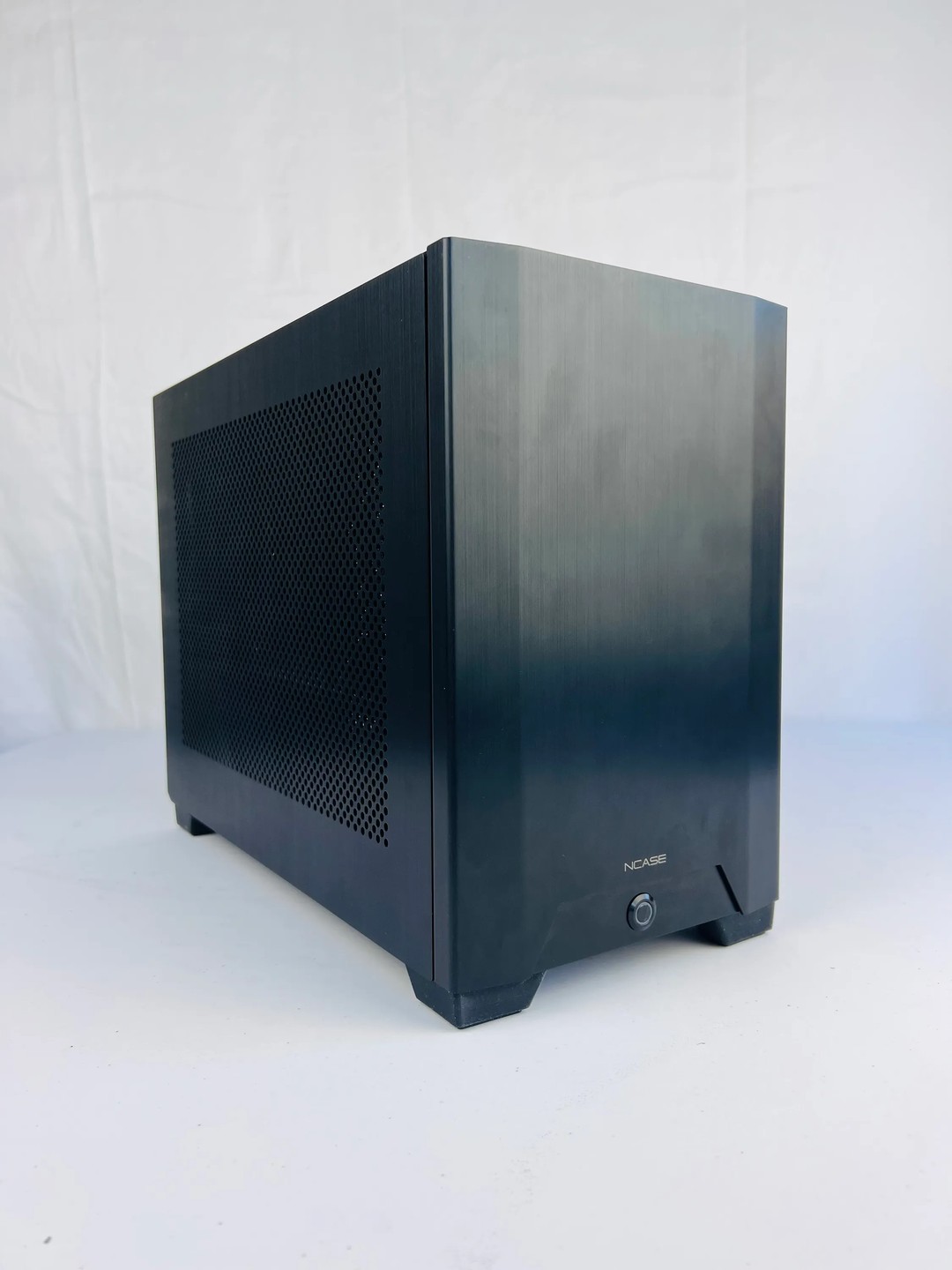 NCASE M1 V6.1 Mini ITX Tower Case (Black) | Jawa