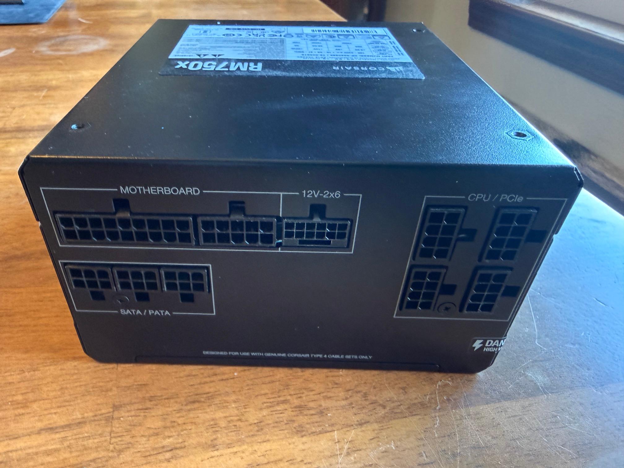 Corsair RM750x PC Power Supply - 750 Watts