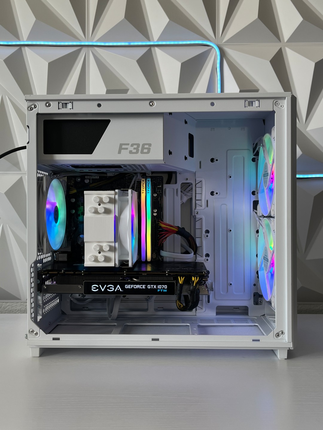 GTX 1070 8GB, Ryzen 5 2600X, 16GB RAM | White RGB Gaming Computer