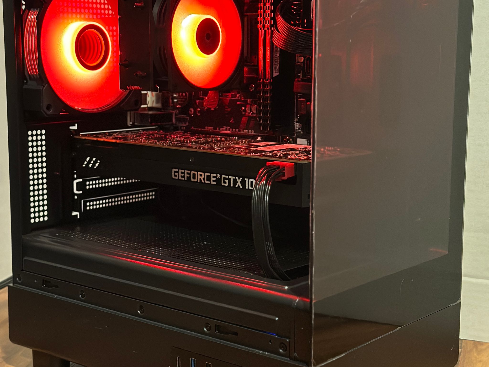 GTX 1070 | Ryzen 5 2600x | 16GB DDR4 | 1.12TB | Win 11 | Office 2024 | WiFi + BT | Custom Gaming PC