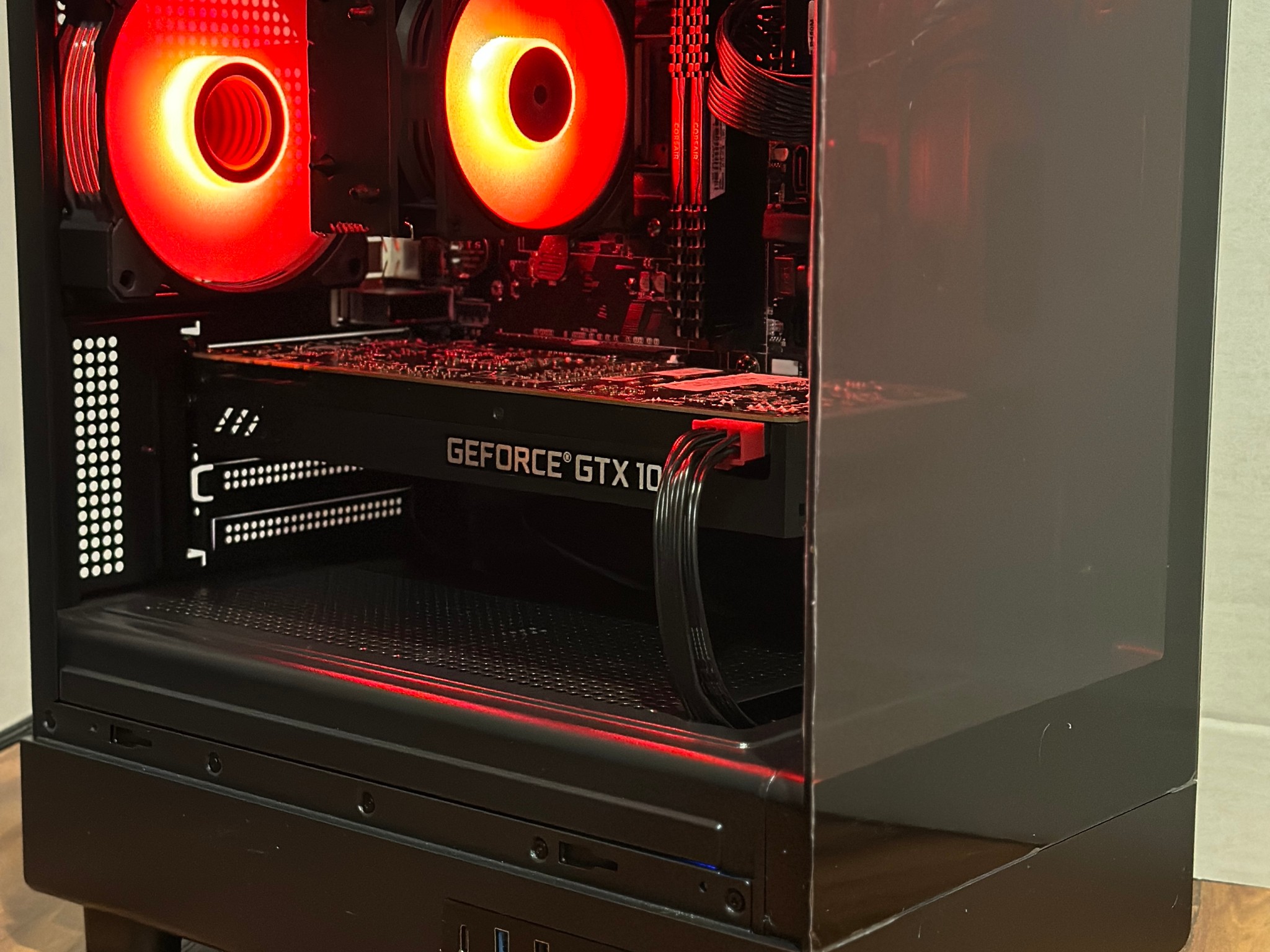 GTX 1070 | Ryzen 5 2600x | 16GB DDR4 | 1.12TB | Win 11 | Office 2024 | WiFi + BT | Custom Gaming PC