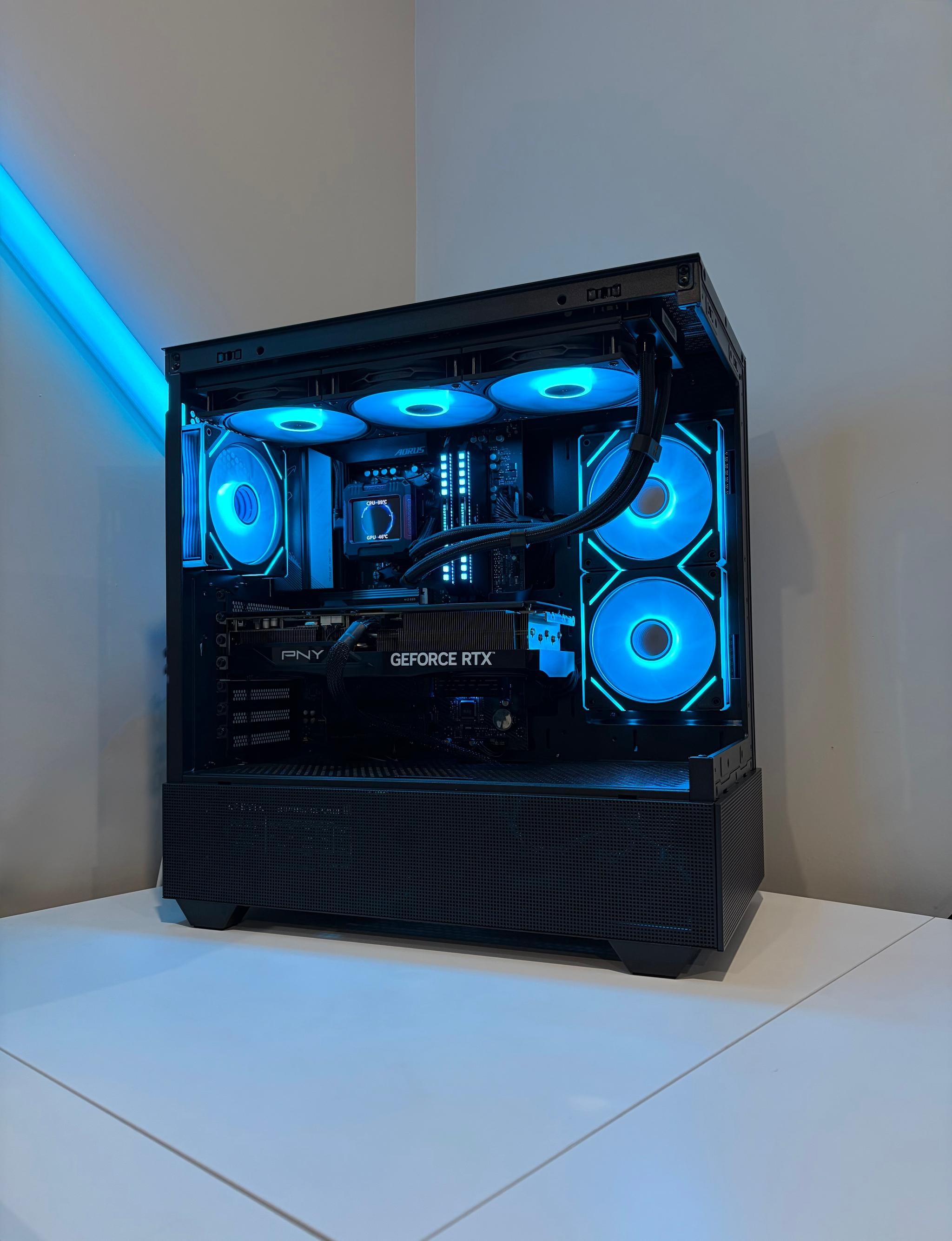 RTX 5070 Ti | Ryzen 7 7800X3D | 32GB DDR5 RAM | 2TB SSD | Gaming PC