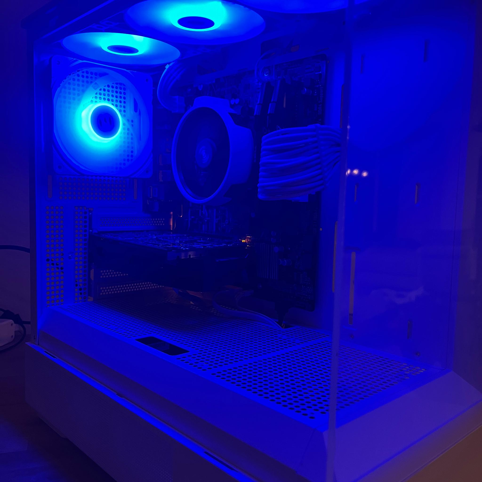 Gaming PC! GTX 1060 + Ryzen 5 + 16GB
