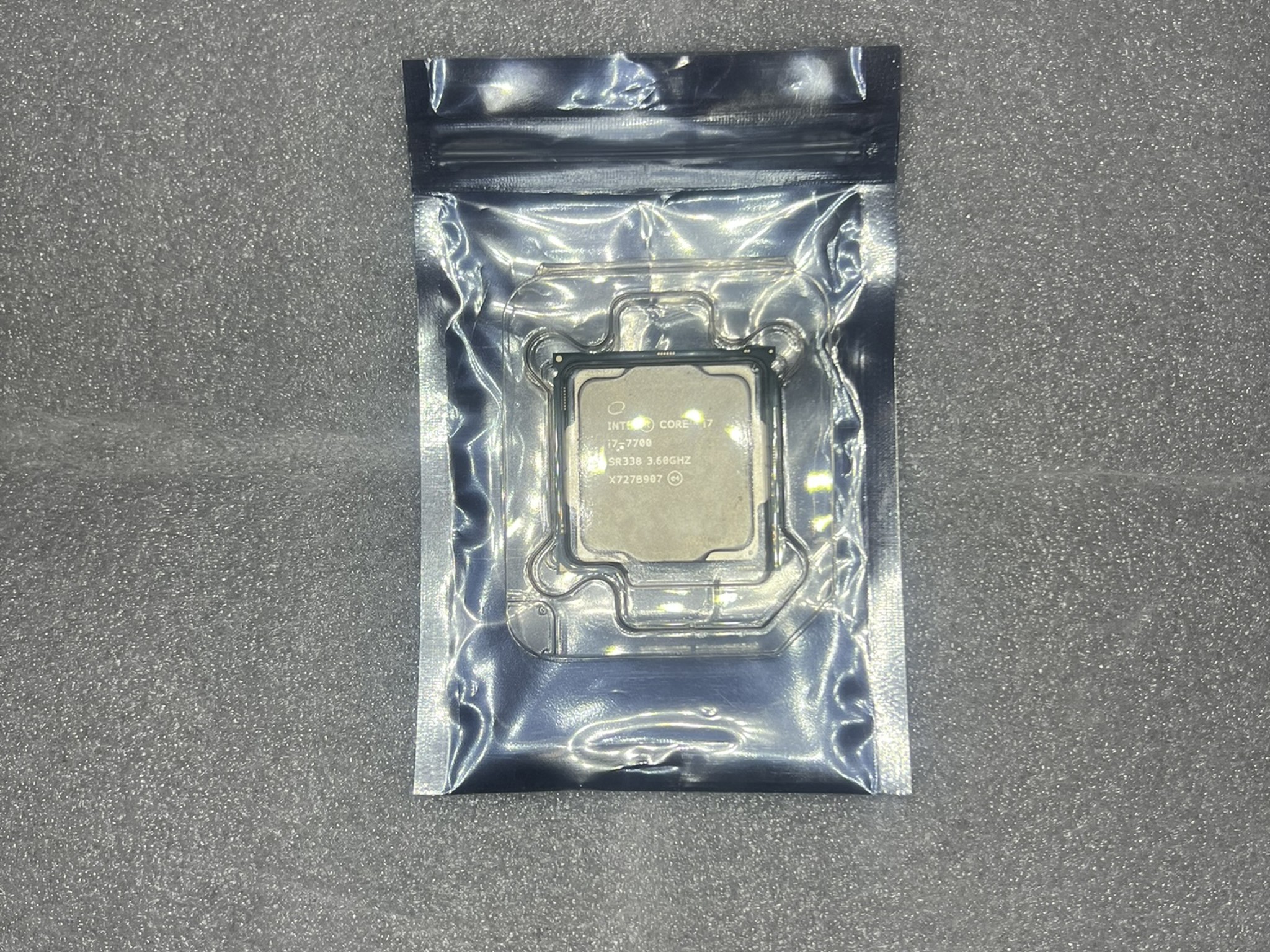 Intel i7 7700