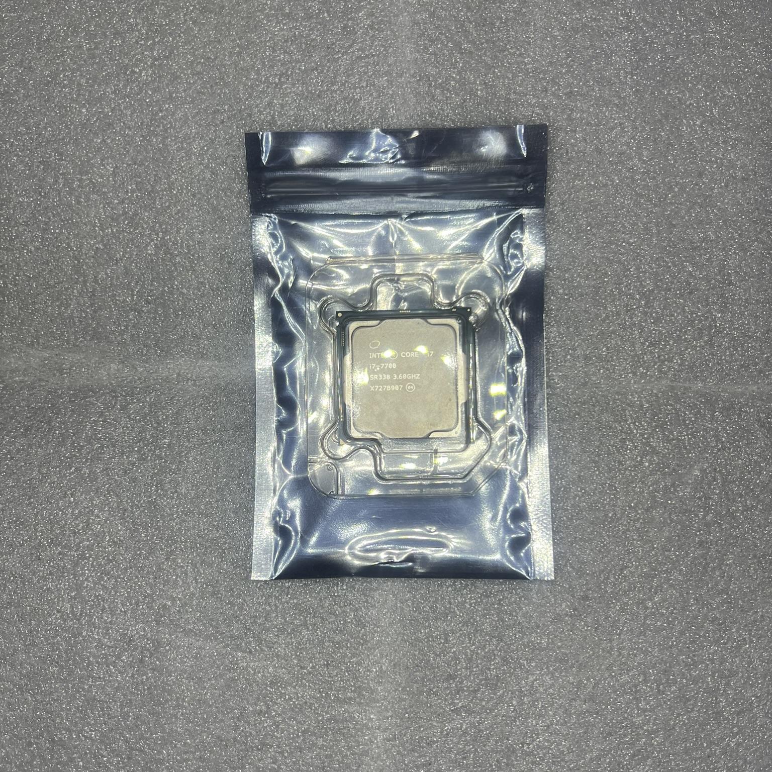 Intel i7 7700