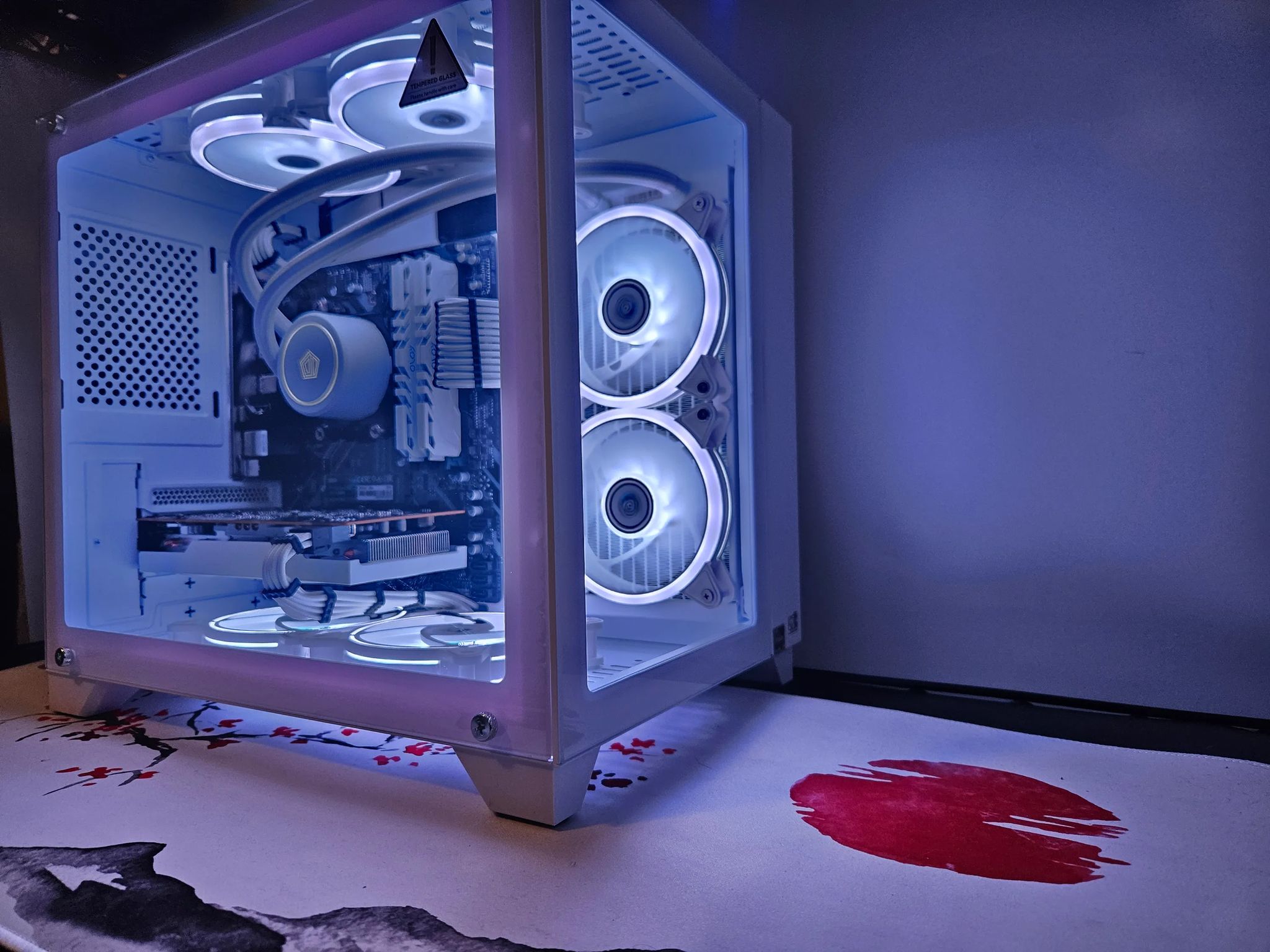Liquid Cooled Frosty Gaming Rig Ryzen 5 / 32GB / 2TB / RX6600