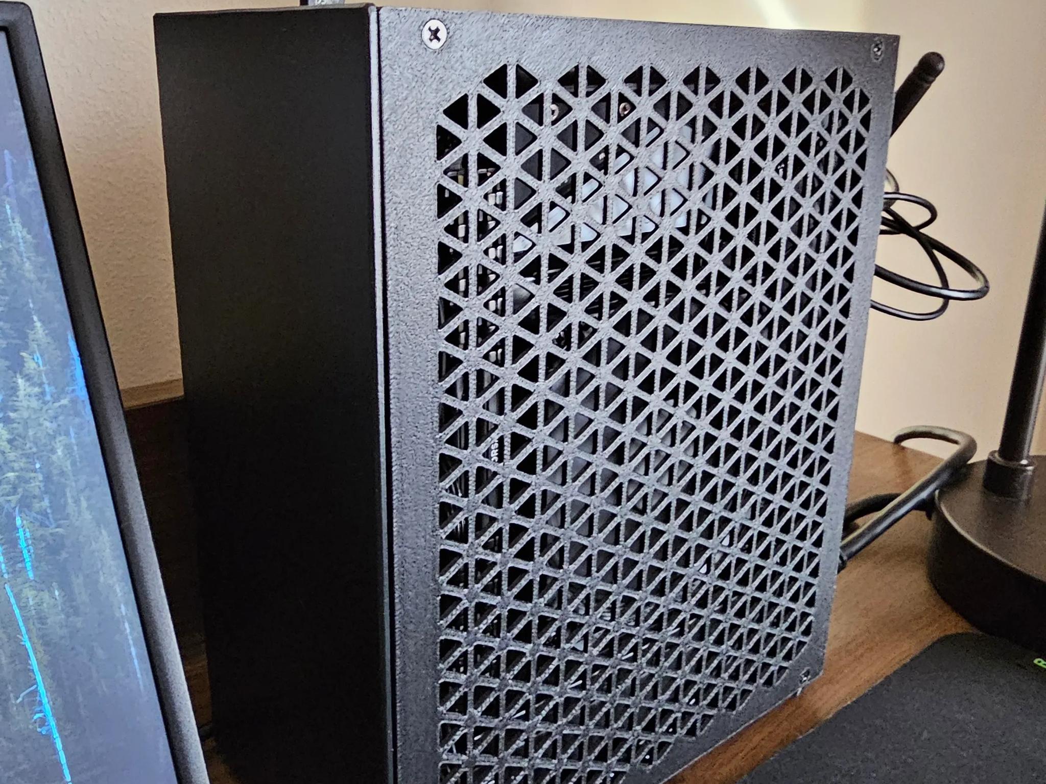 Mini-ITX SFF Backpack Gaming PC