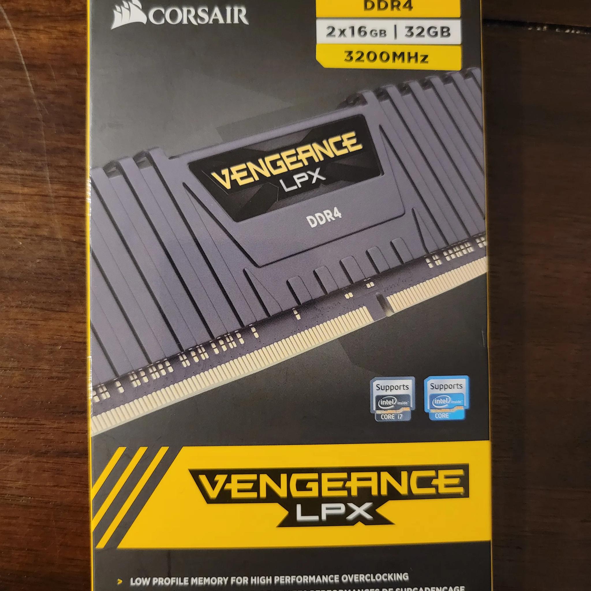 CORSAIR Vengeance LPX 32GB (2 x 16GB) 288-Pin PC RAM DDR4 3200 (PC4 25600)