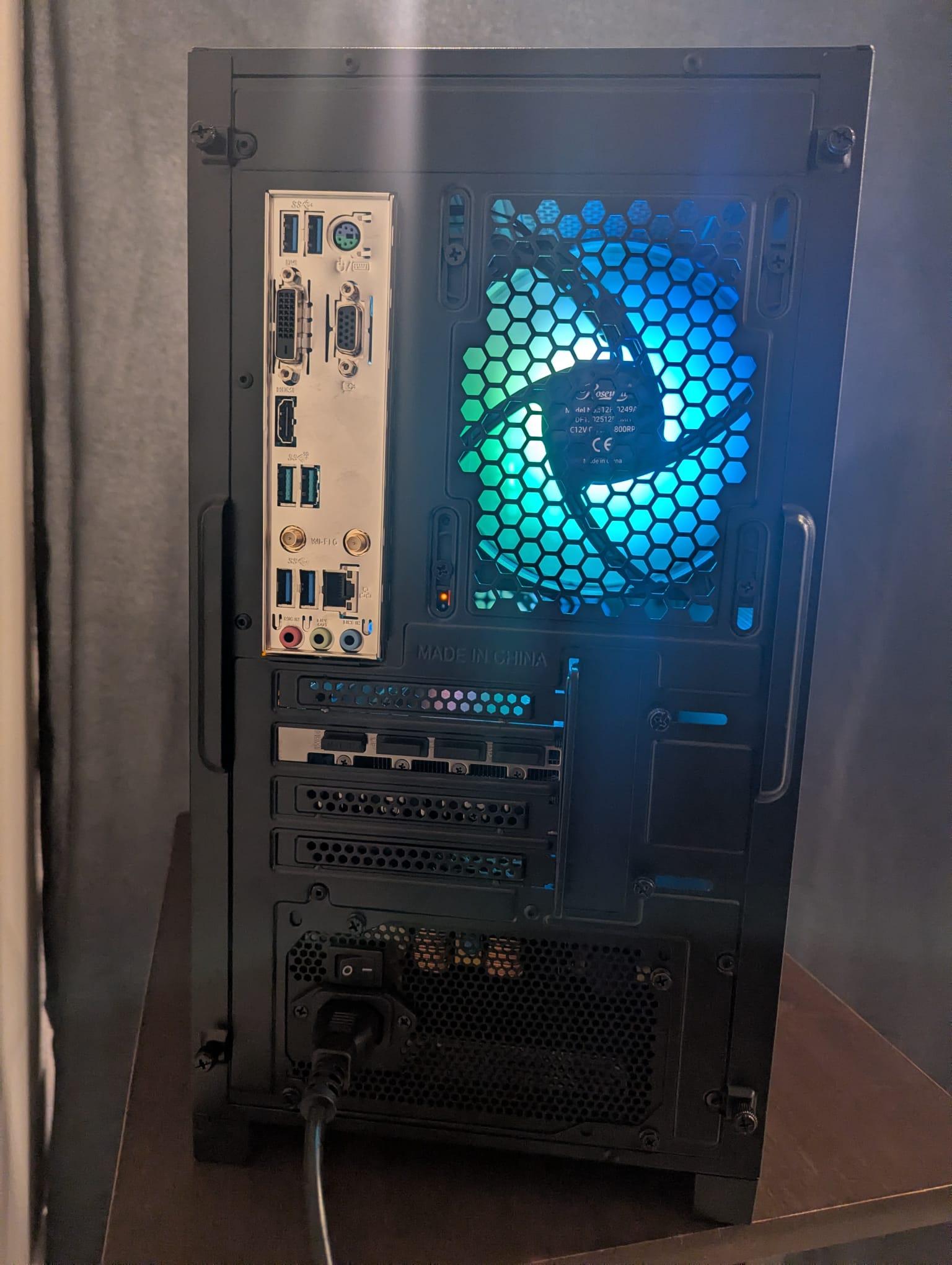 Amd Ryzen 5 5500, GPU ASUS RTX 5050 8gb, 32gb of ddr4