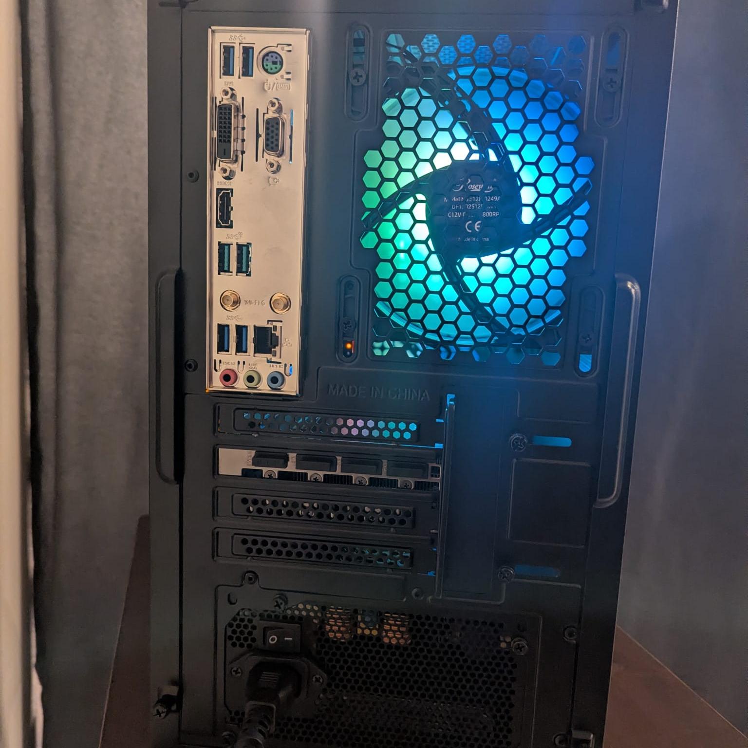 Amd Ryzen 5 5500, GPU ASUS RTX 5050 8gb, 32gb of ddr4