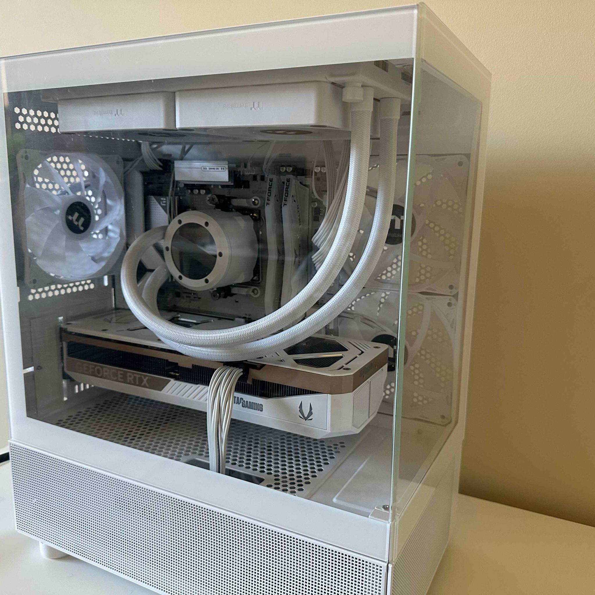 NEW All White Gaming PC - RTX 5070 Ti | Ryzen 7 7800X3D | 2TB SSD | 32GB DDR5