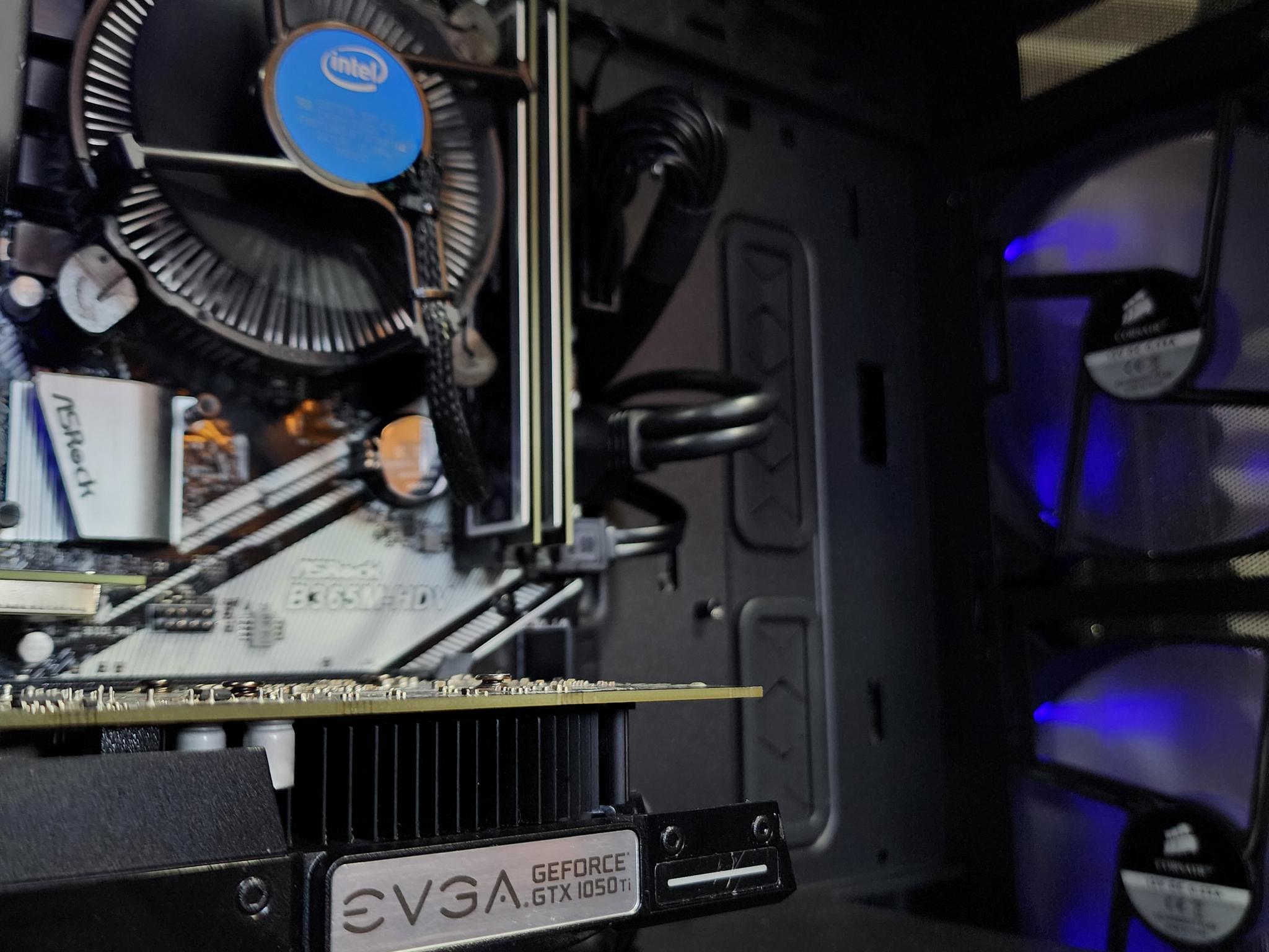 🖤💙🖤 Intel Core i5 8500 // EVGA GeForce GTX 1050 Ti // Silicon Power 16GB 3200MHz