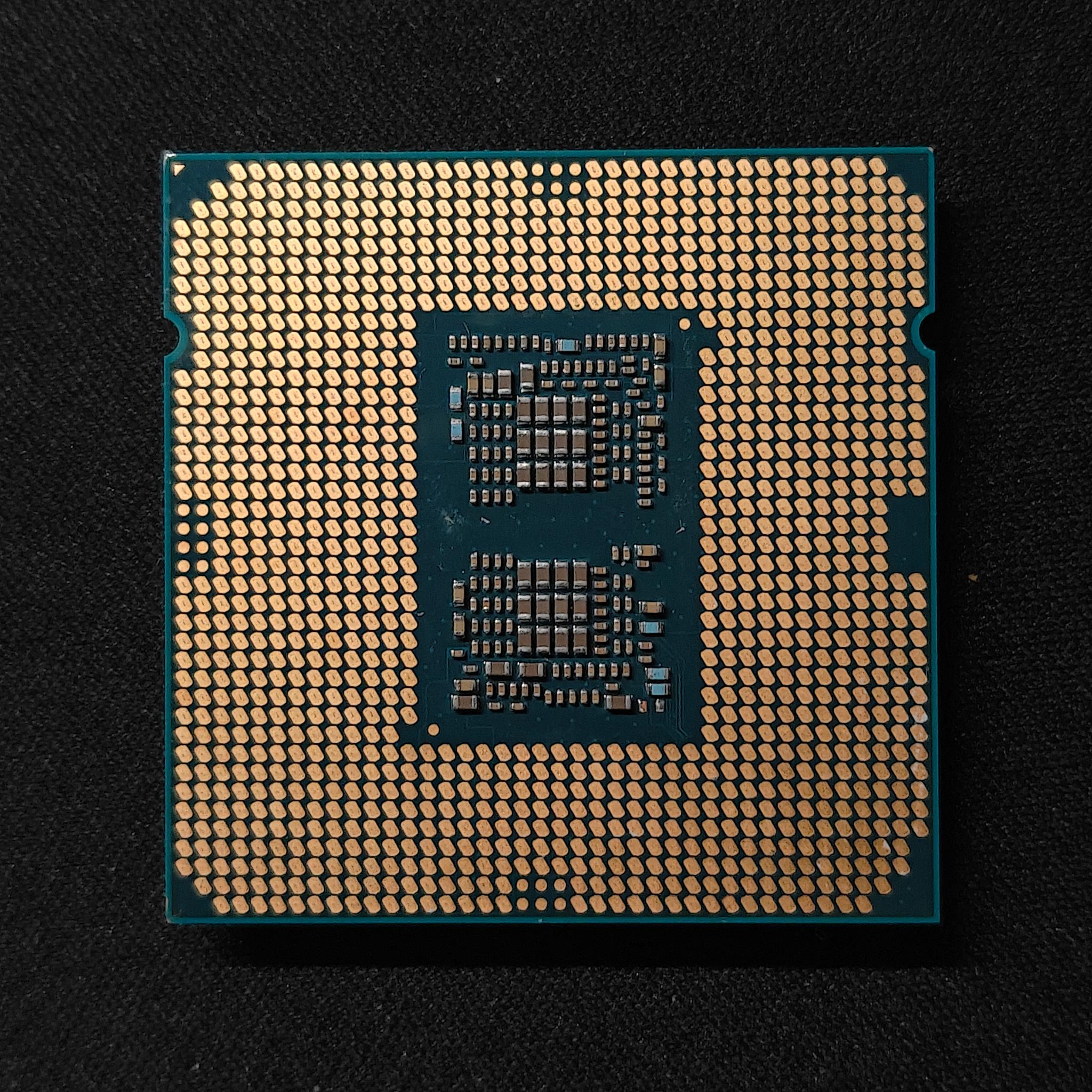 Intel Core i9-10900K, 10-core 20-thread LGA1200 CPU
