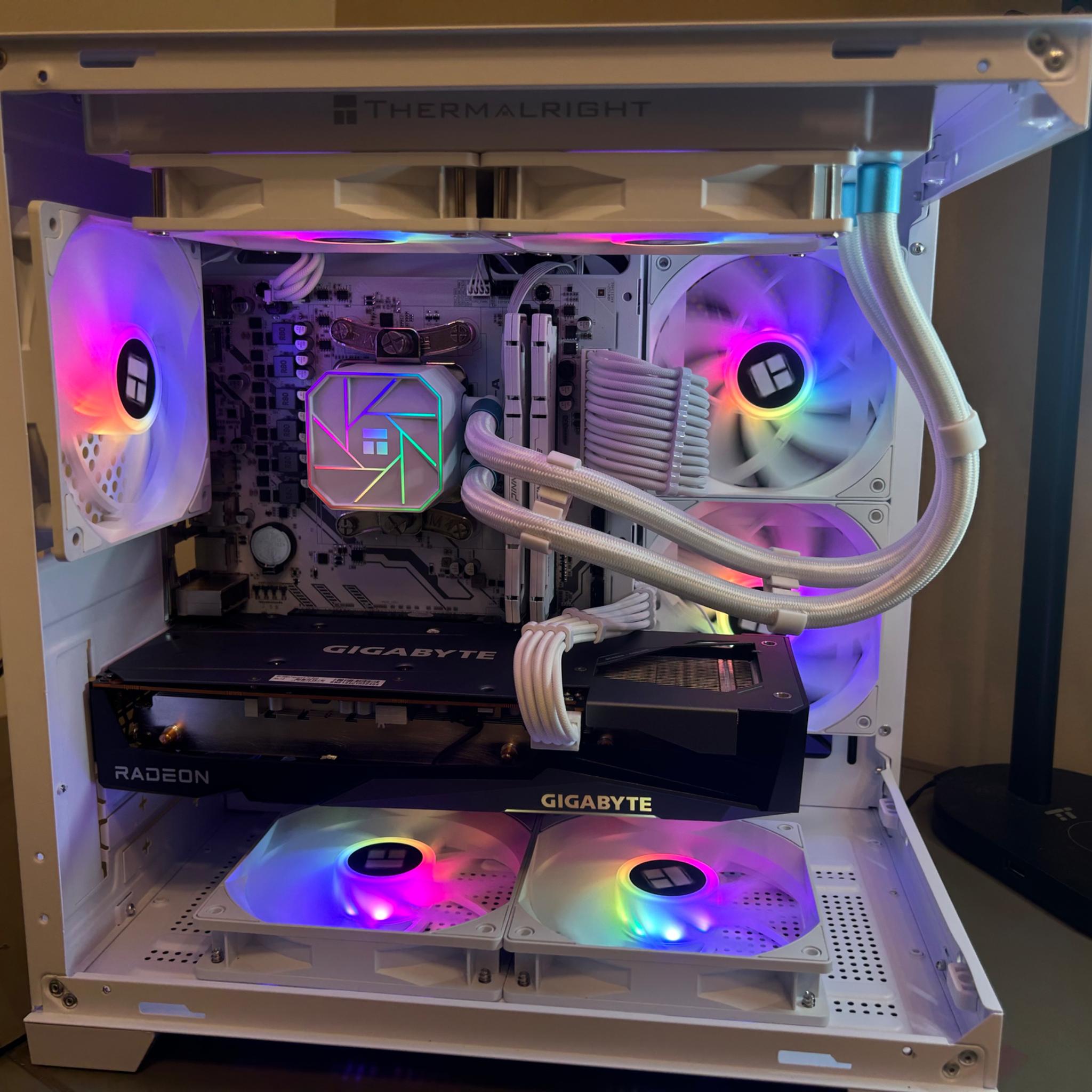 ❄️⚪️1440p Liquid-Cooled Gaming PC⚪️❄️