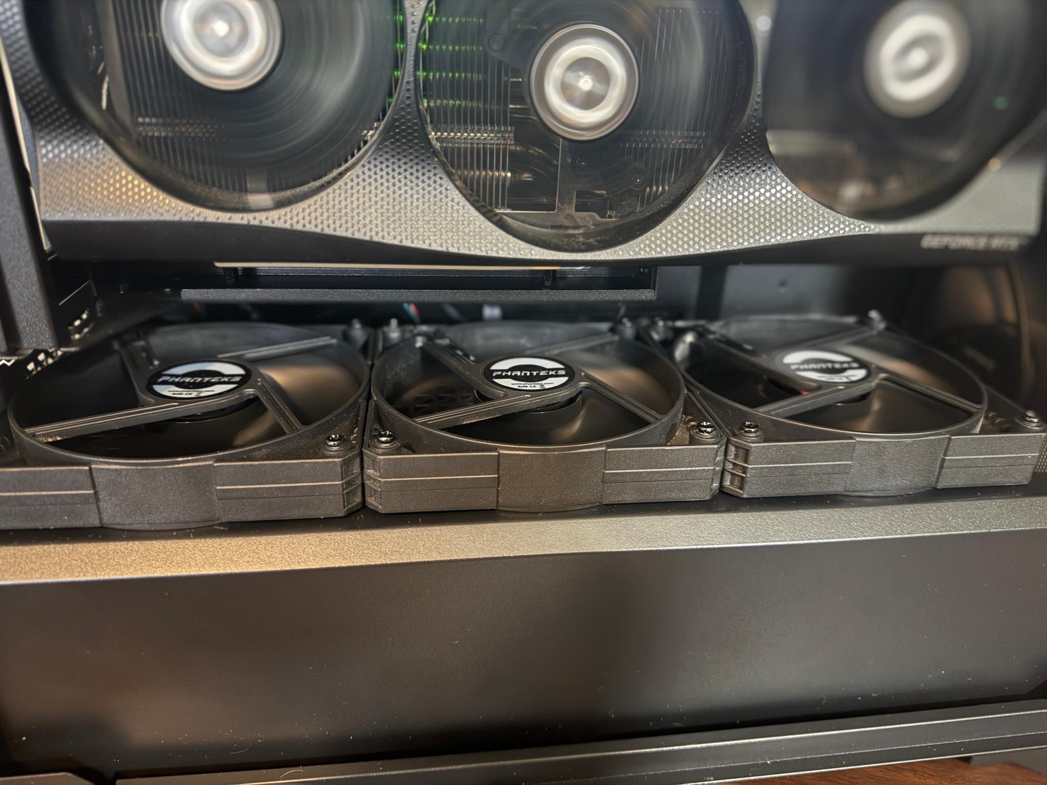 The Dark Sentinel – RTX 3090 Ti | 9950X | 64GB RAM | 4TB NVMe | 1000W Gold | AI & Creator Fortress