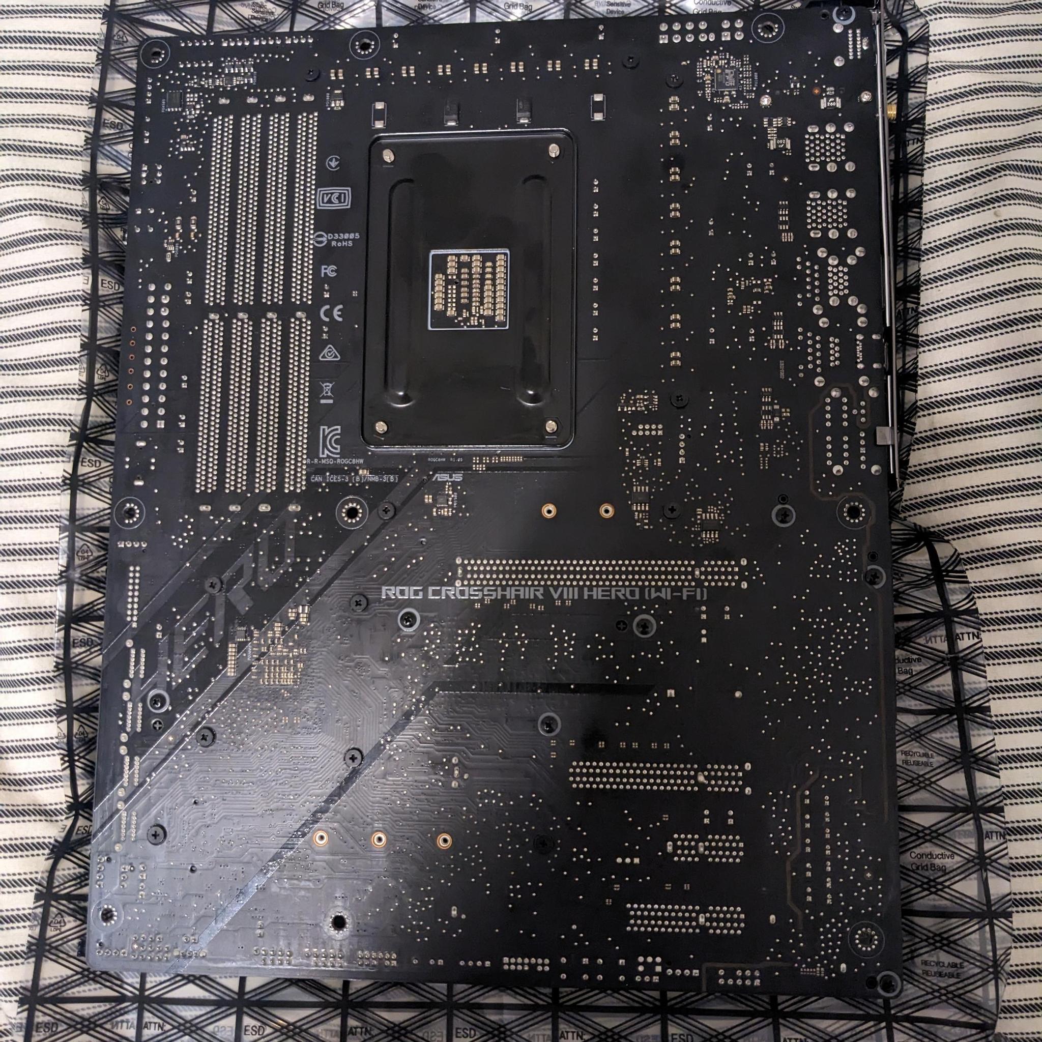 Asus ROG Crosshair VIII Hero (Wi-Fi) X570 AM4 Motherboard