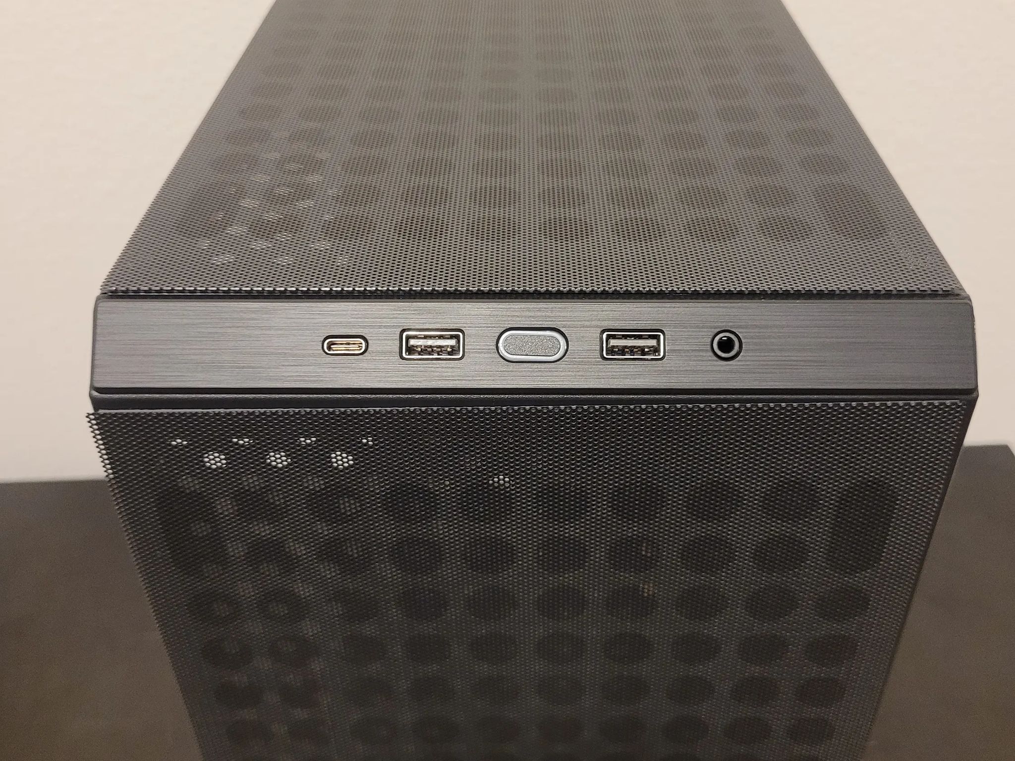 Budget Gaming PC // i7 4770 // 1660 Super // 1TB SSD // 16GB DDR3