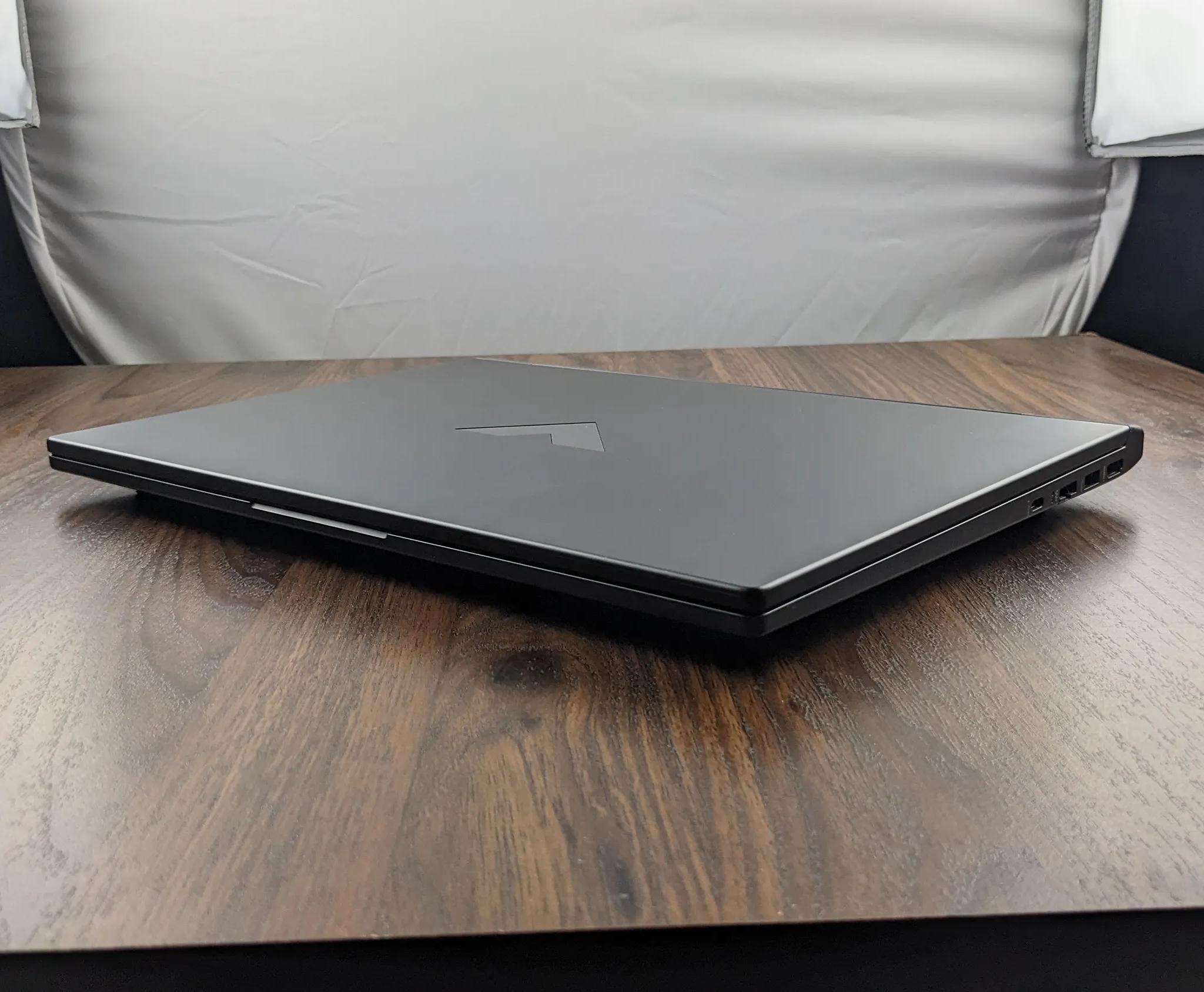 HP VICTUS 15.6" RTX 3050 i5-12450H 16GB 3200mhz 512GB NVMe 144Hz