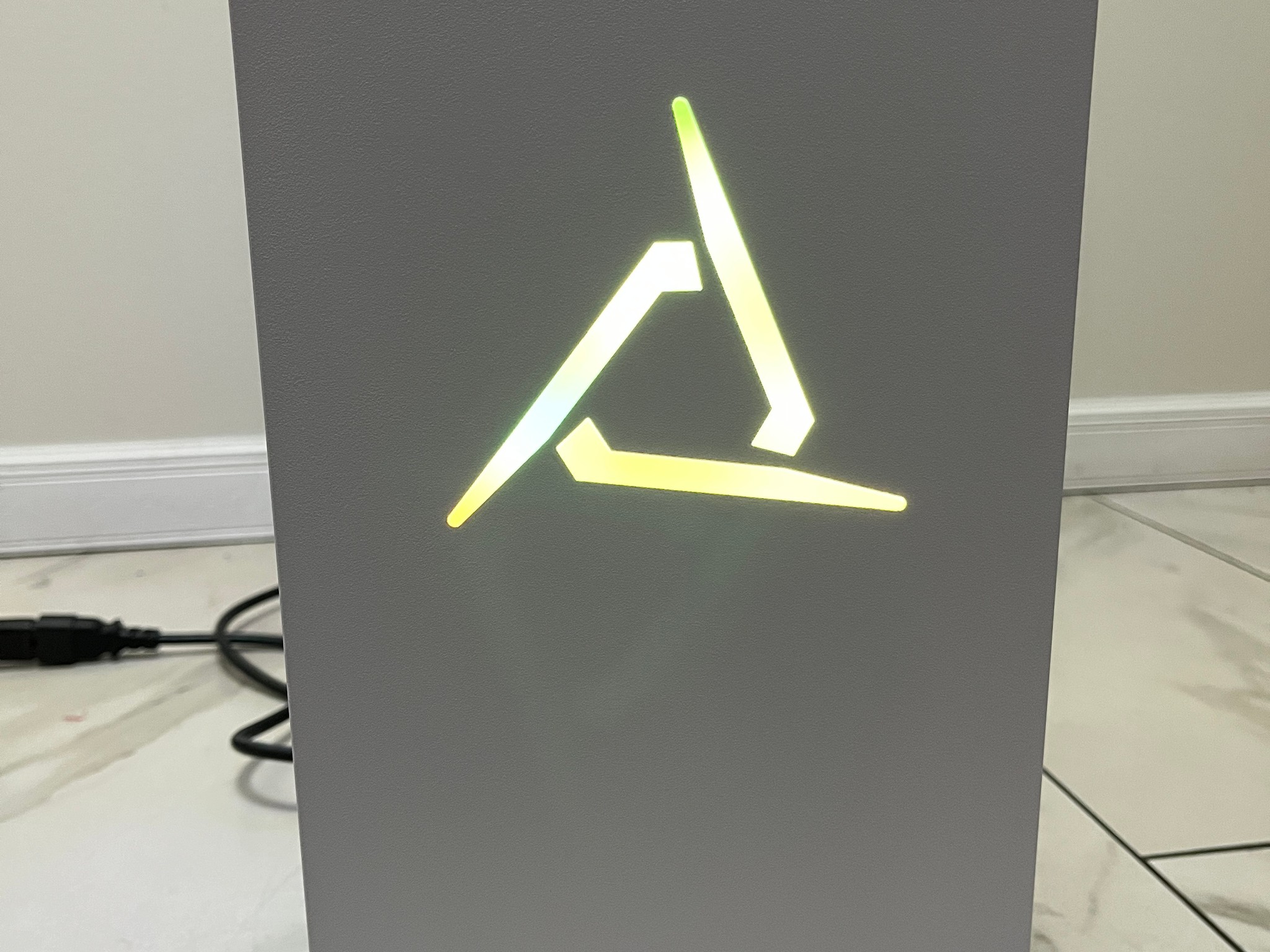 NVIDIA RTX 2060 SUPER, Intel i7-6700, 16GB RAM, 2.1TB Storage - Gaming PC w/Wi-Fi, BT & RGB Remote