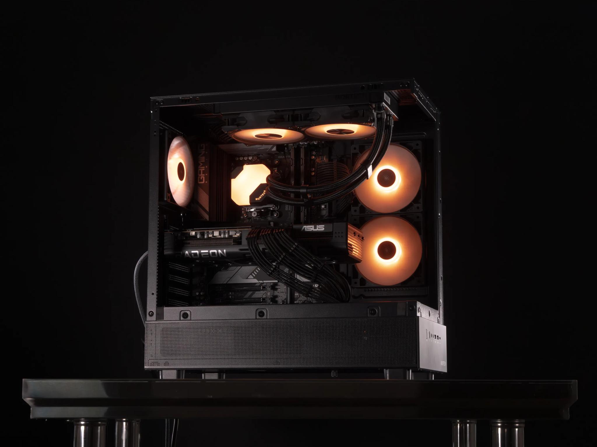 💥 Blitz - RX 9070 XT / AMD R7 9700X | Elite 1440p & High-Performance 4K gaming PC