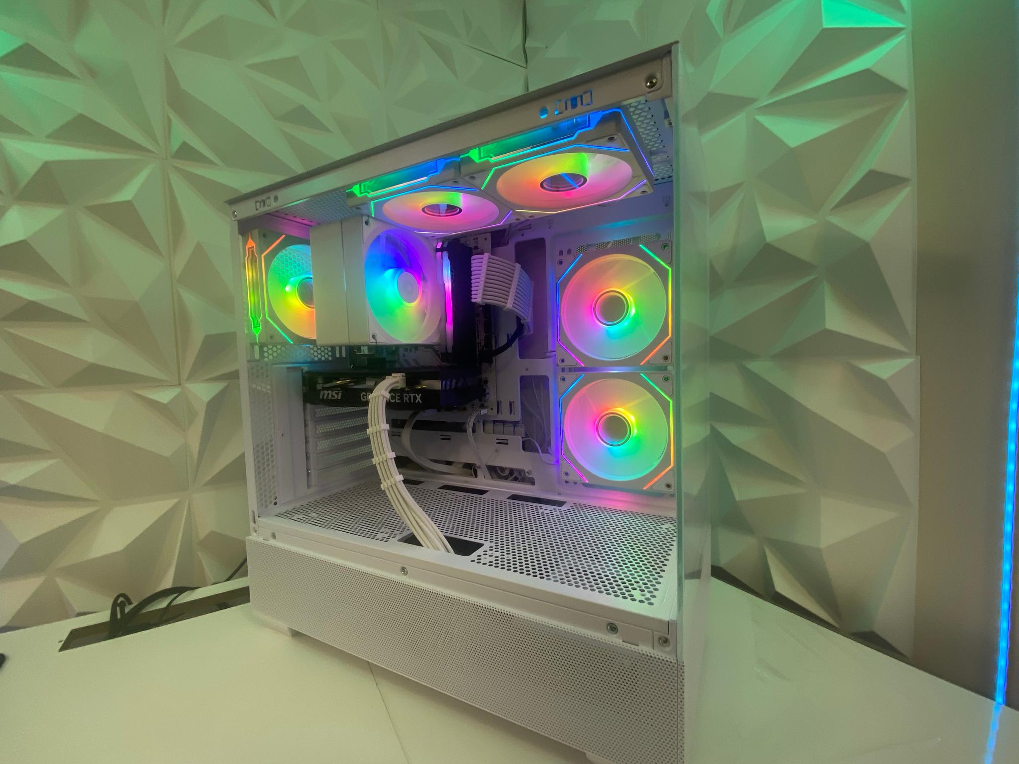 ❄️🧊💎- Whiteout 1440P Gaming PC | RTX 4060 | Ryzen 5 5600X | 32GB RAM | 1TB NVME SSD ❄️🧊💎