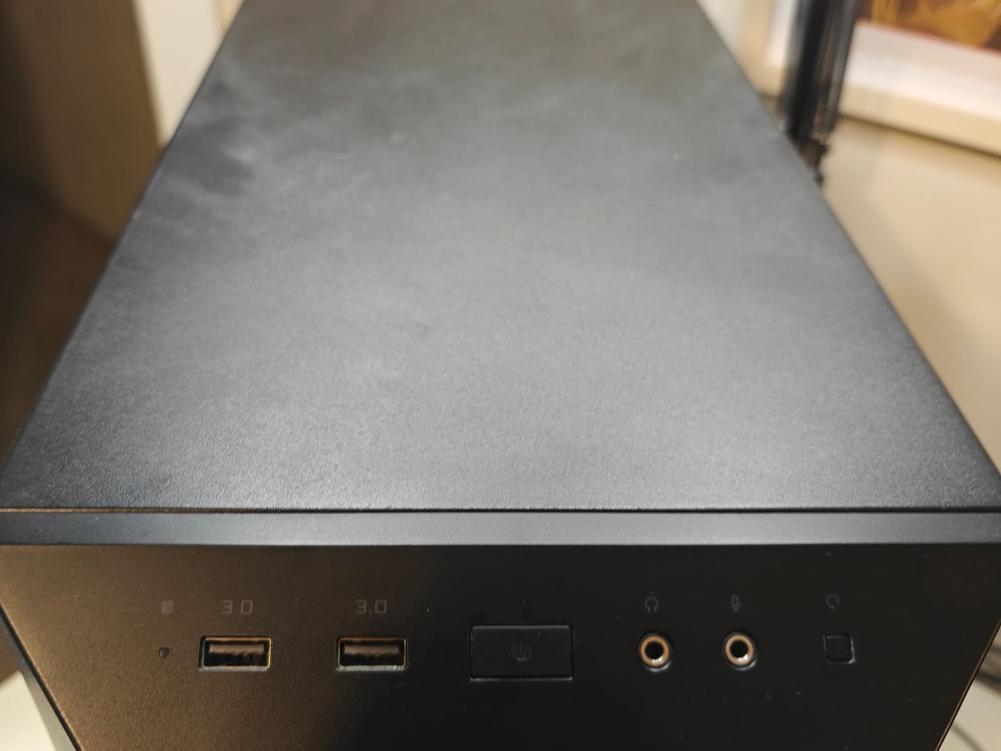 💢💰🏋️‍♂️ Midrange P2P Beast | Ryzen 7 5700X3D | Radeon RX 6700 XT | 32GB DDR4 RAM | 1TB NVMe SSD