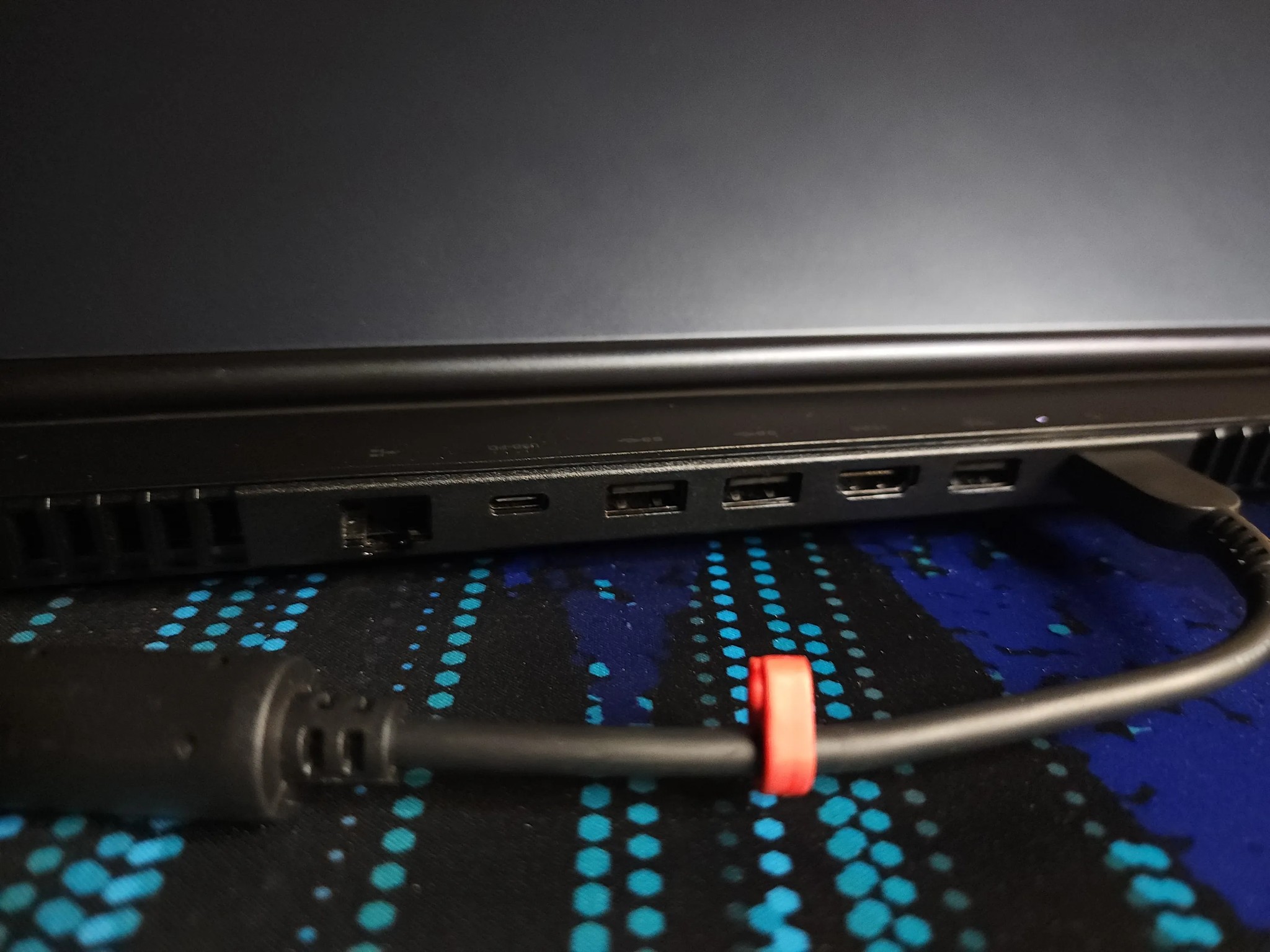 Lenovo Legion 5 15ACH6 15.6" (RTX 3050 Ti, AMD Ryzen 7 5800H, 16GB RAM, 512 SSD)