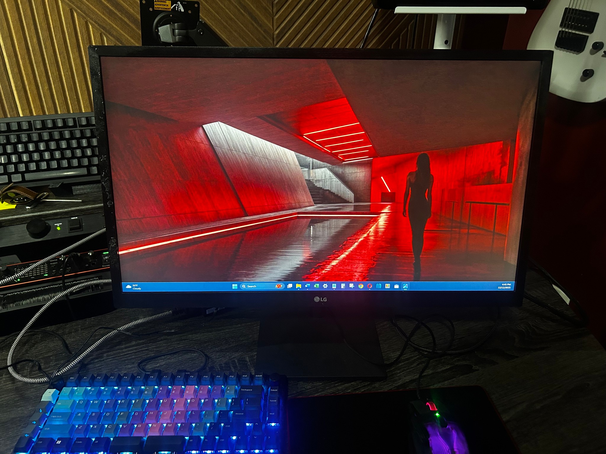 LG 27” Full HD (1920x1080) IPS LED Monitor with Radeon FreeSync™