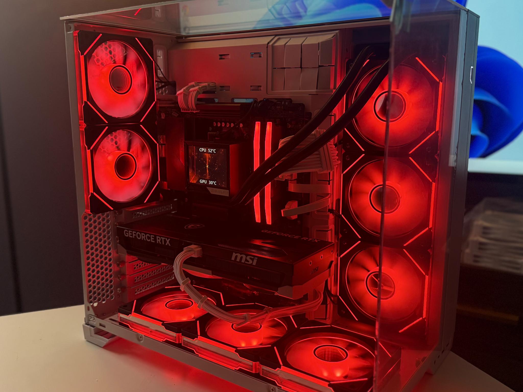 RTX 5080 | Ryzen 7 7800X3D | 2TB SSD | 32GB DDR5