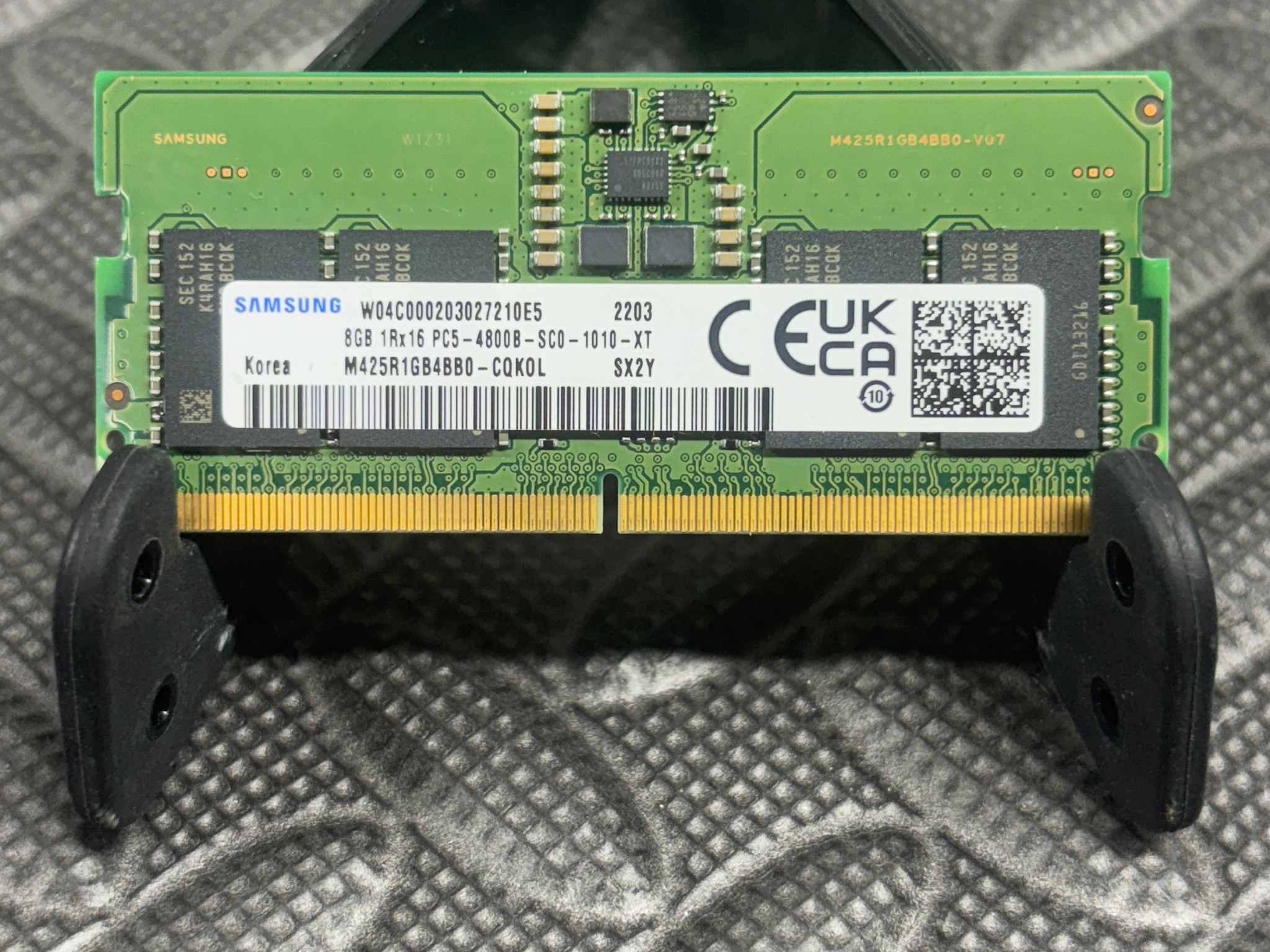 Samsung 16GB (2×8GB) DDR5-4800 PC5-4800B SODIMM Laptop RAM Kit | M425R1GB4BB0-CQK0L