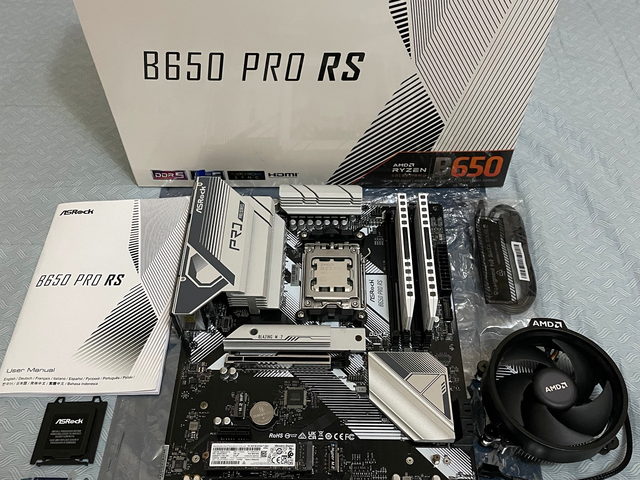 ASRock B650 Pro RS + Corsair Dominator Platinum RGB 32GB DDR5-5600 RAM