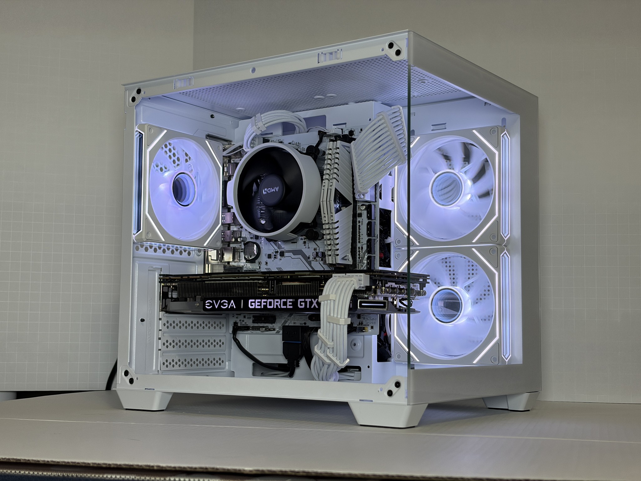 🔥 GTX 1080 Ti + Ryzen 5 5500 – White Gaming PC – 1080p Ultra / 1440p Ready | 1TB NVMe | 16GB RAM