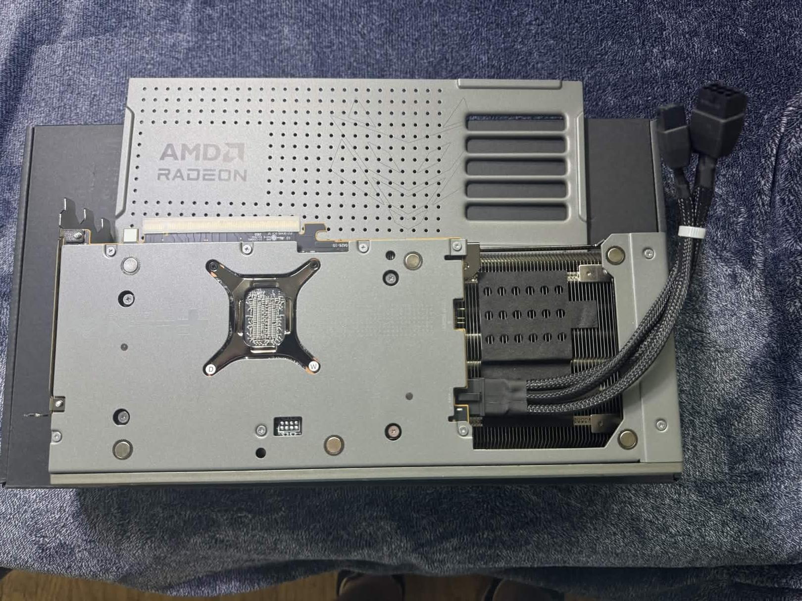 Sapphire NITRO+ RX 9070 XT