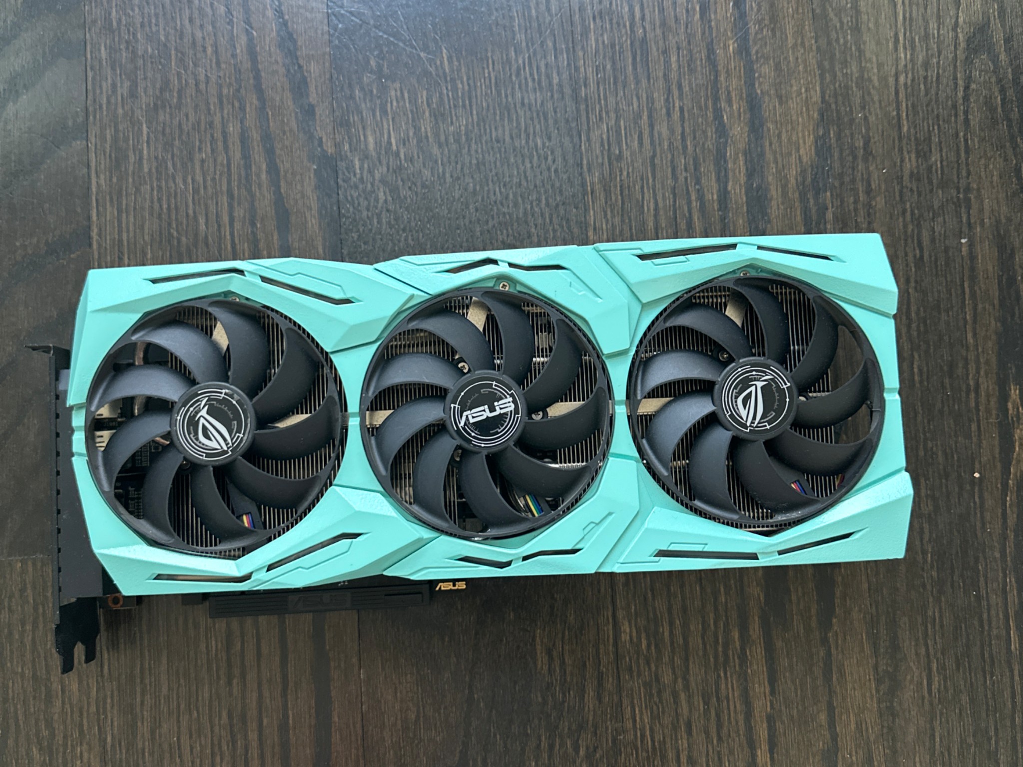 ASUS ROG Strix AMD Radeon 5700XT