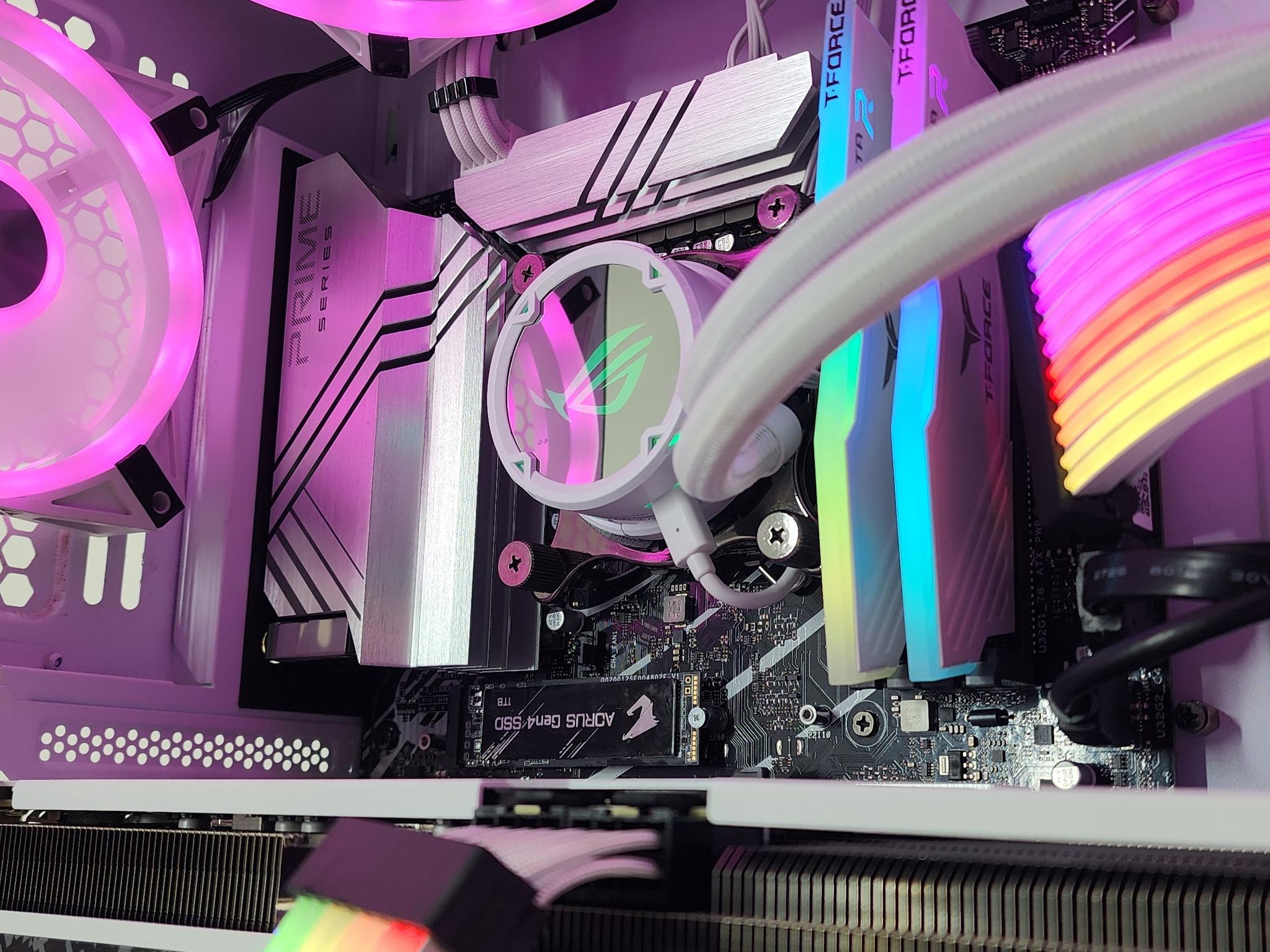 Gaming PC i9-14900K 32GB RAM 1TB SSD RX 7600 XT 16GB Windows 11 Computer