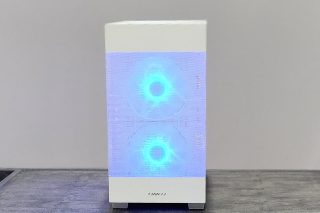 Arctic Blaze 🔥❄️Gaming/Streaming PC | Ryzen 5 5600X | RTX 3070 | 32GB RAM | 1TB SSD | Win 11 Pro