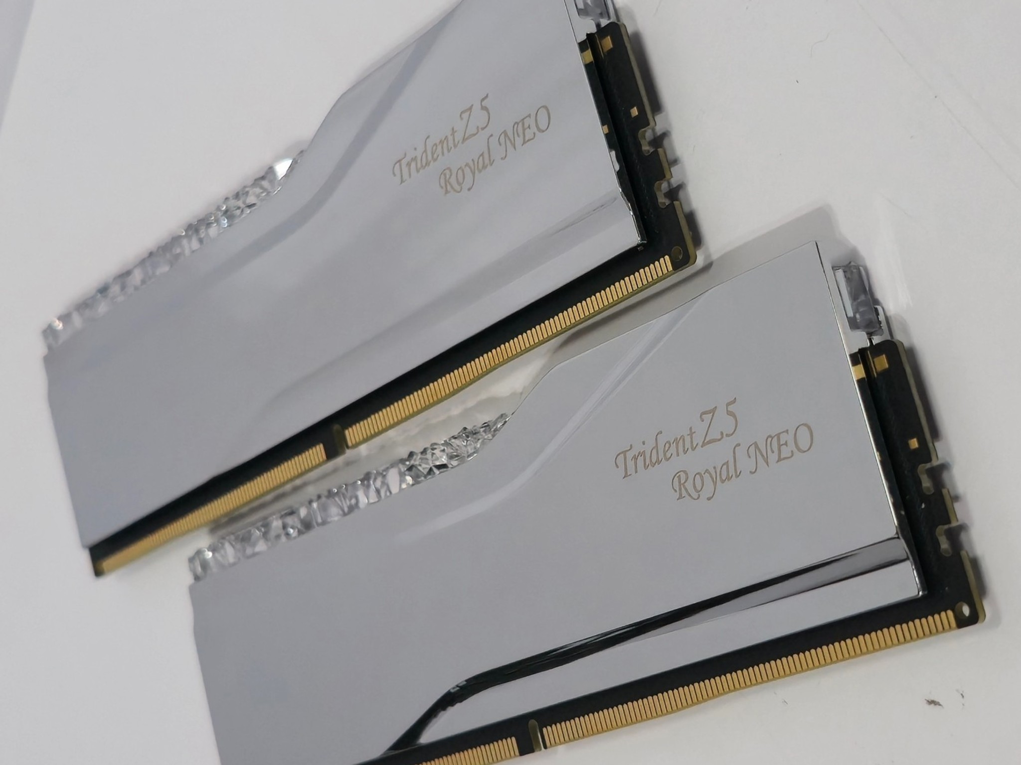 G.SKILL Trident Z5 Royal NEO RGB 32GB (2x16GB) 6000 28-36-36-96 AMD CL28 DDR5