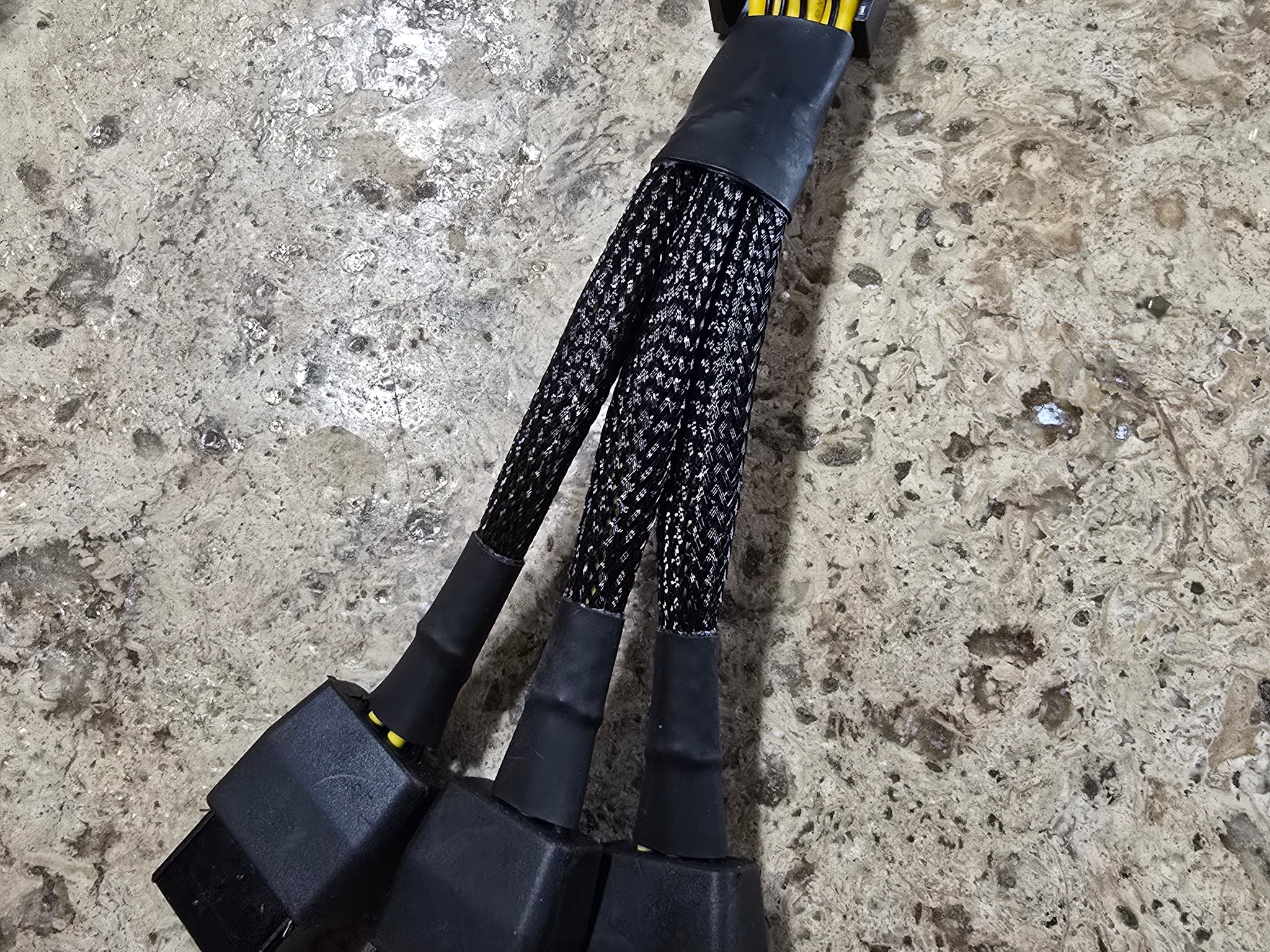 3X 8 Pin 16AWG PCIE 5.0 12VHPWR 600W 90 Degree Right Angle 16 Pin 12+4Pin Supply Adapter