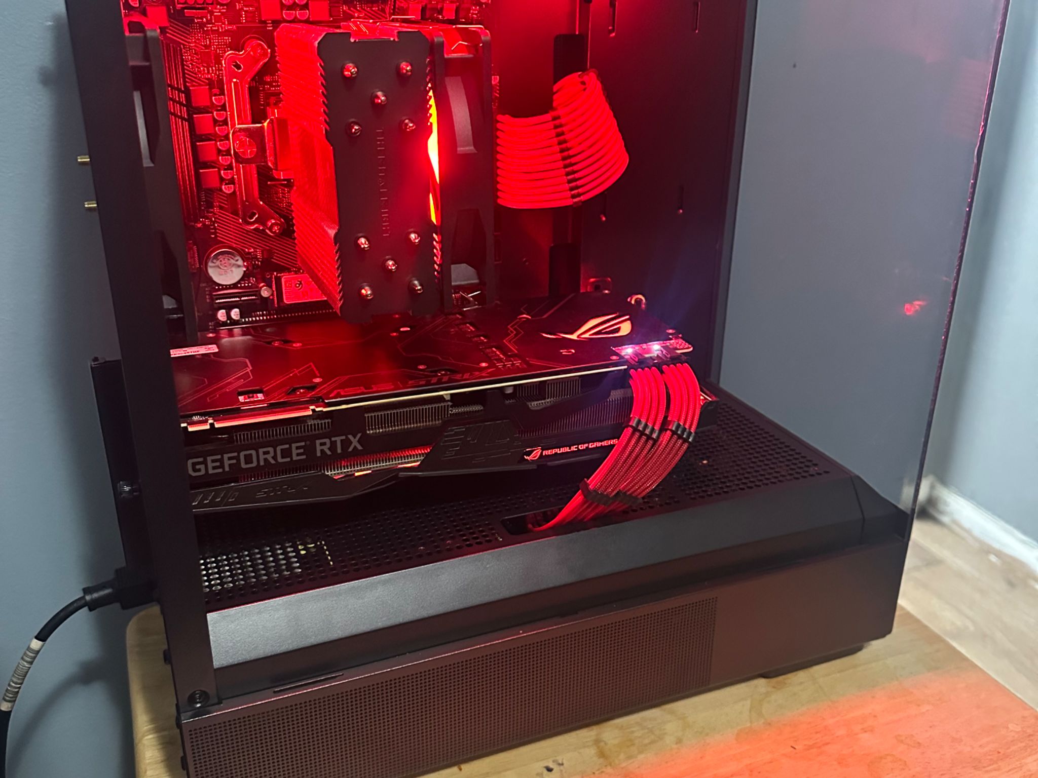 Ryzen 5 3600|RTX 2080 Super|B450|16g DDR4 3200|256g M.2 NVME|1 TB 3.5"HDD|650w PSU|Zalman P10 Case
