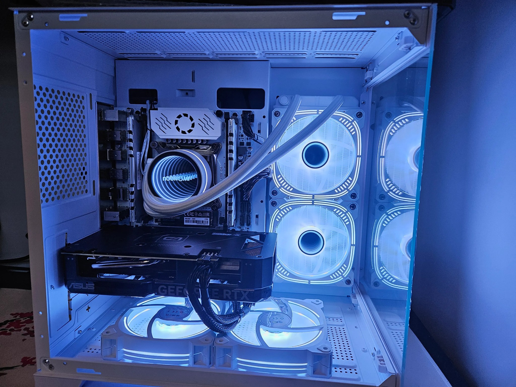 Arctic BEAST intel 14 core / 64GB RAM / 1TB SSD / RTX 4060TI