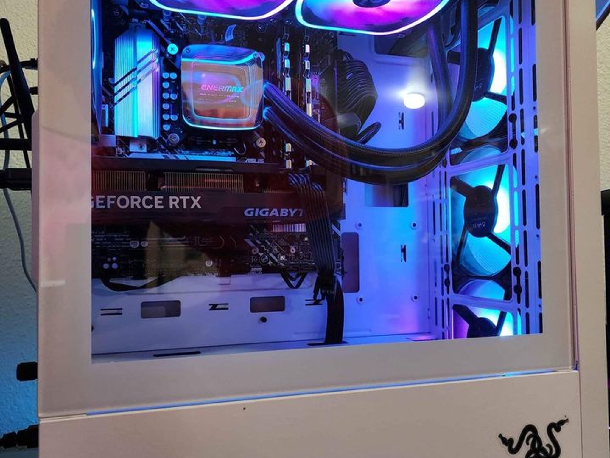 BLACK FRIDAY** Like NEW Skytech Archangel Gaming Pc