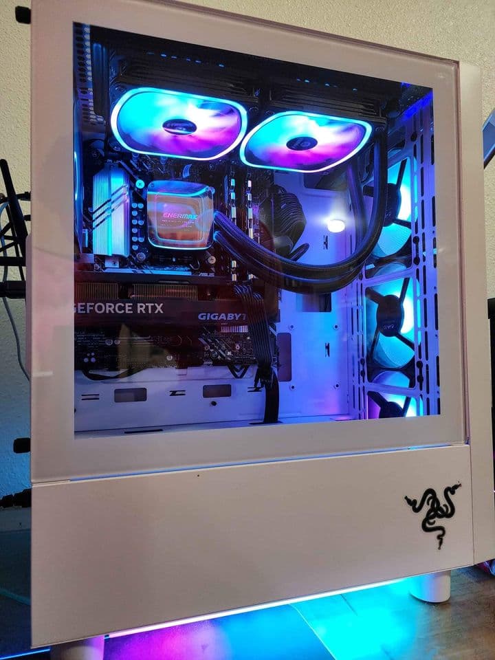 BLACK FRIDAY** Like NEW Skytech Archangel Gaming Pc