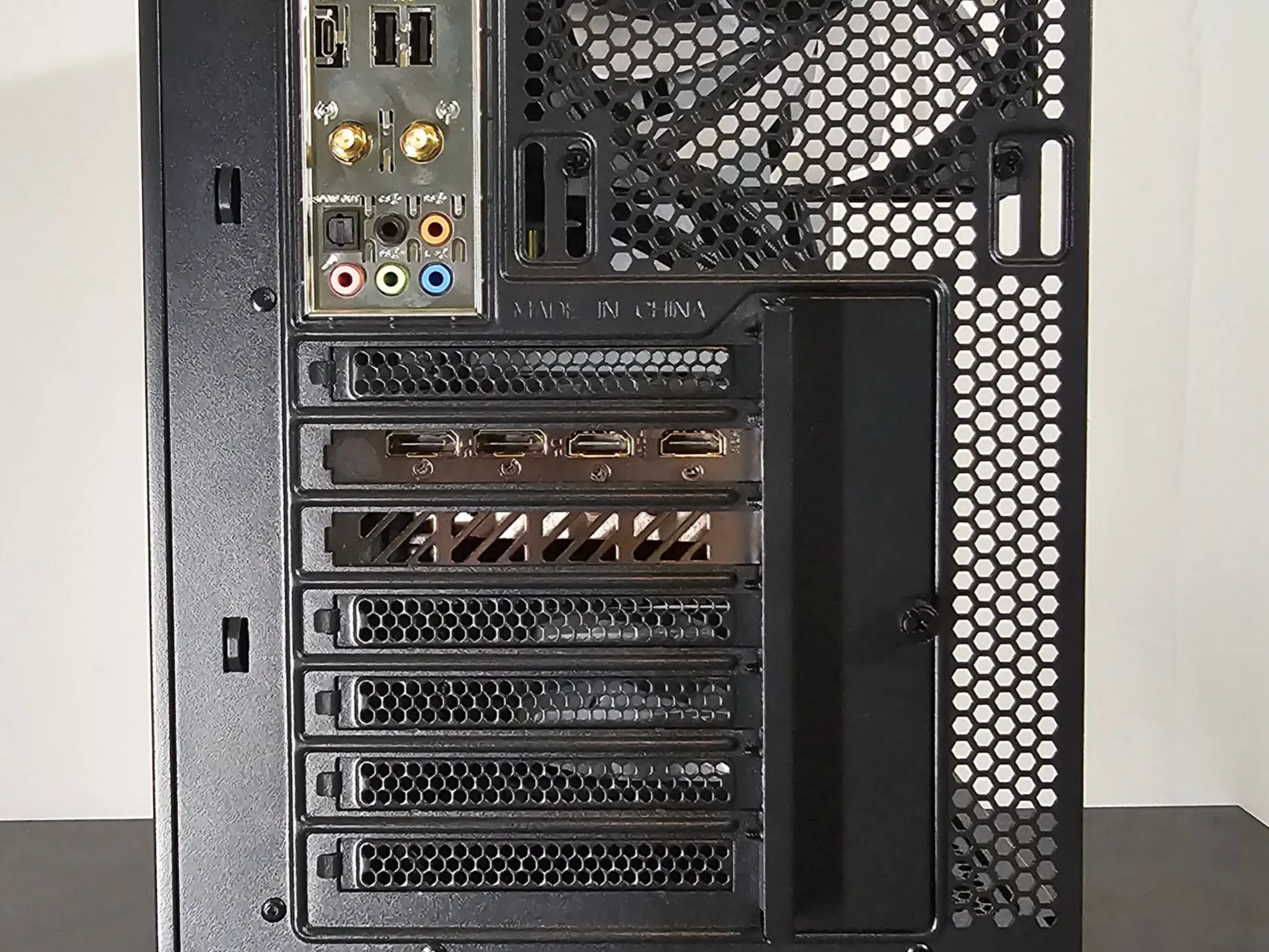 𝔗𝔥𝔬𝔯 / i5 12400f / RX 7600 XT 16GB / 32GB DDR5 / 1TB SSD / Wi-Fi + BT