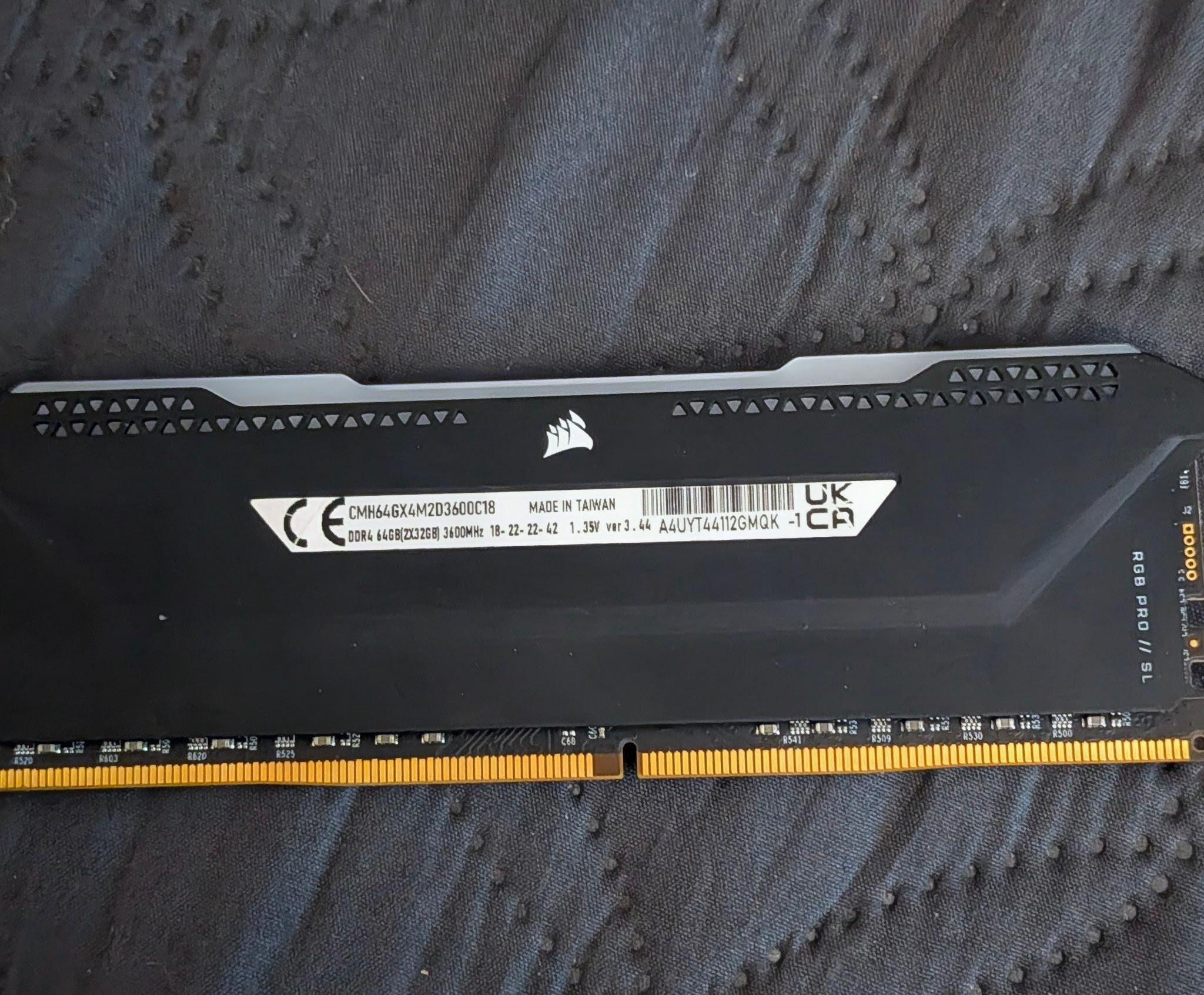 corsair vengeance ddr4 64 gb