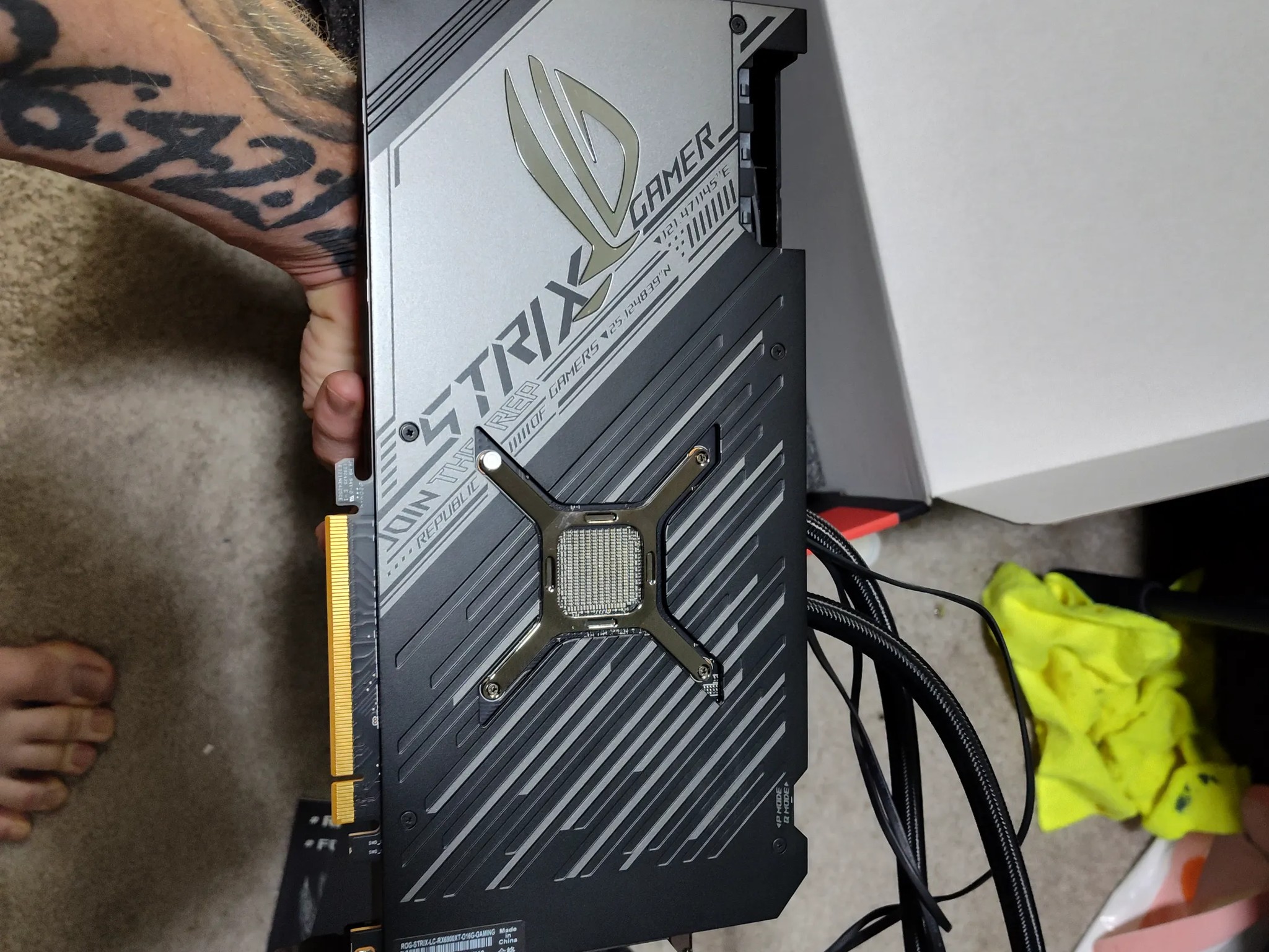 AMD Radeon 6900XT ROG STRIX gaming GPU