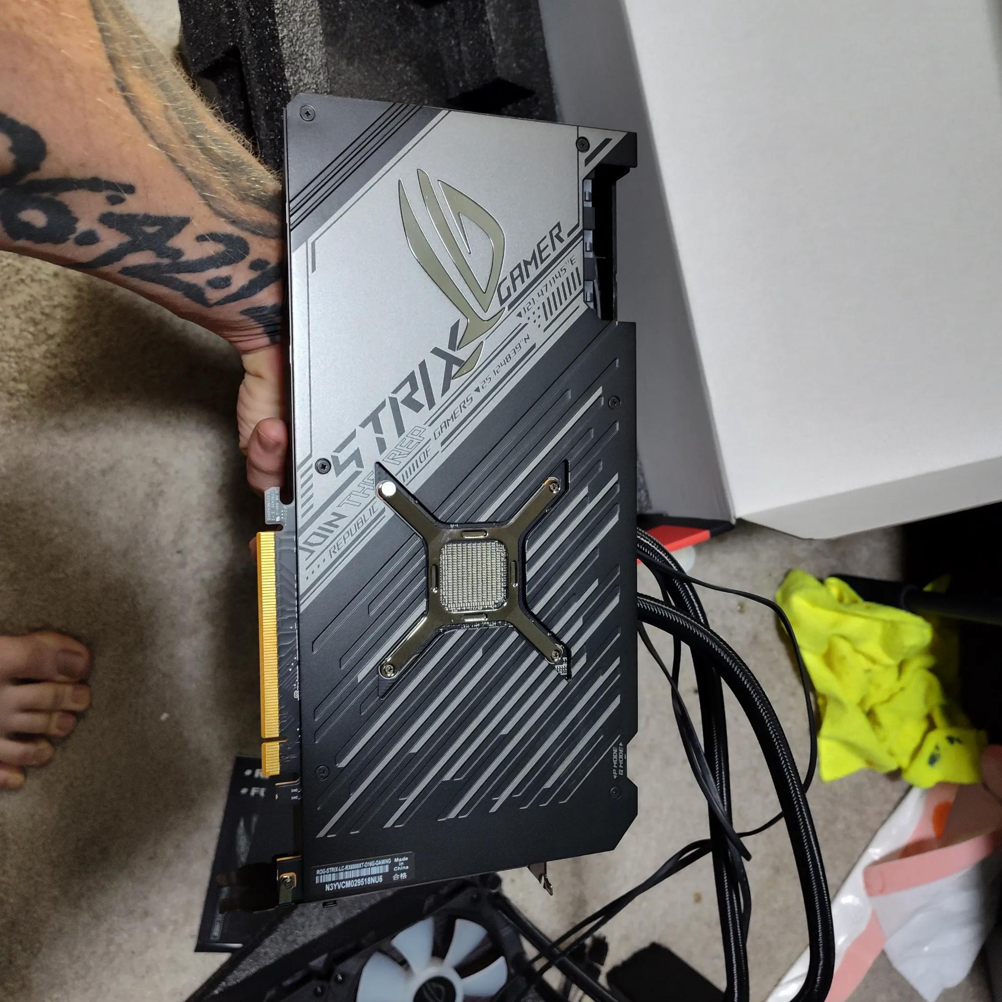 AMD Radeon 6900XT ROG STRIX gaming GPU