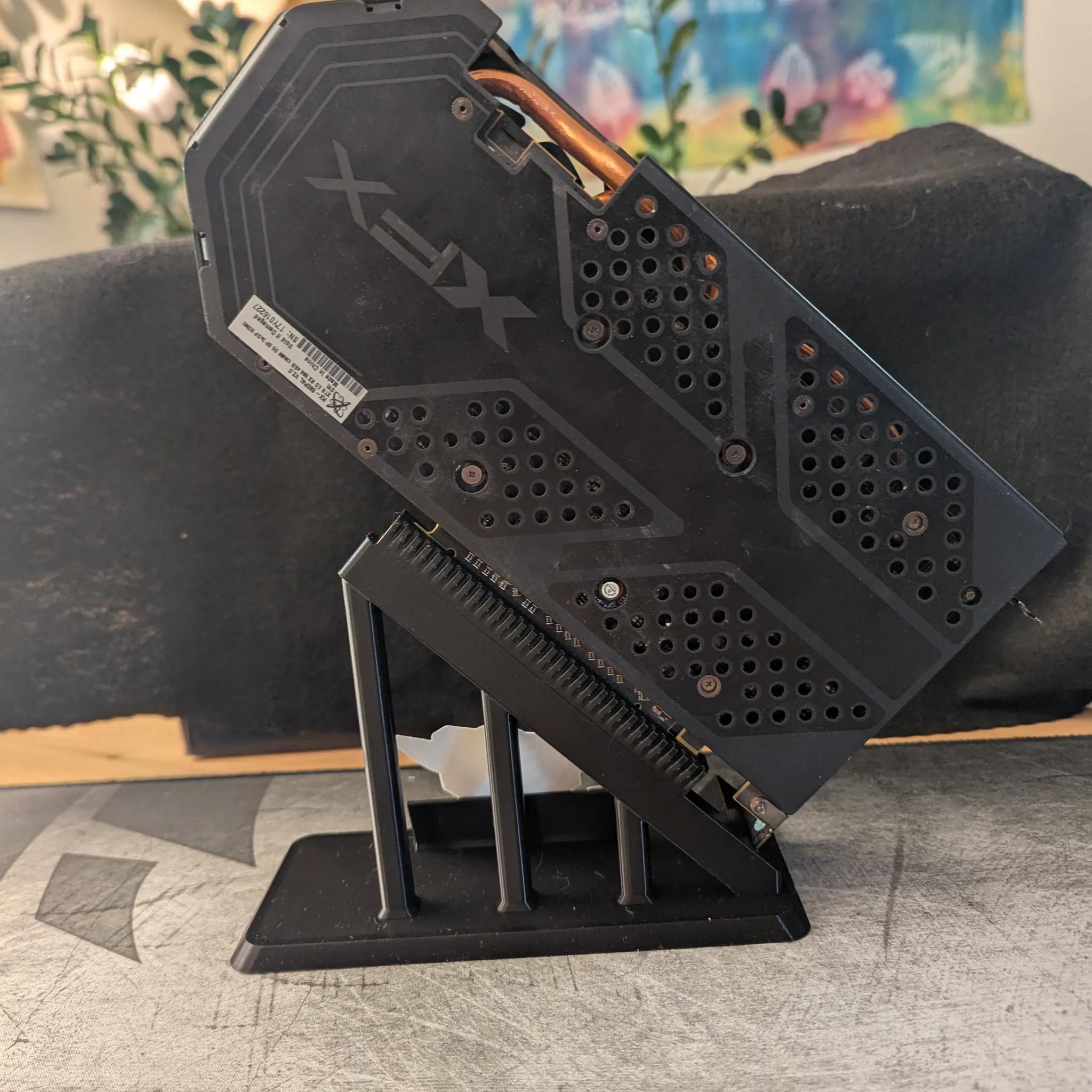 🔵 XFX RX 580 4GB – Budget 1080p Esports Champion | Reliable Legacy Card 🛡️