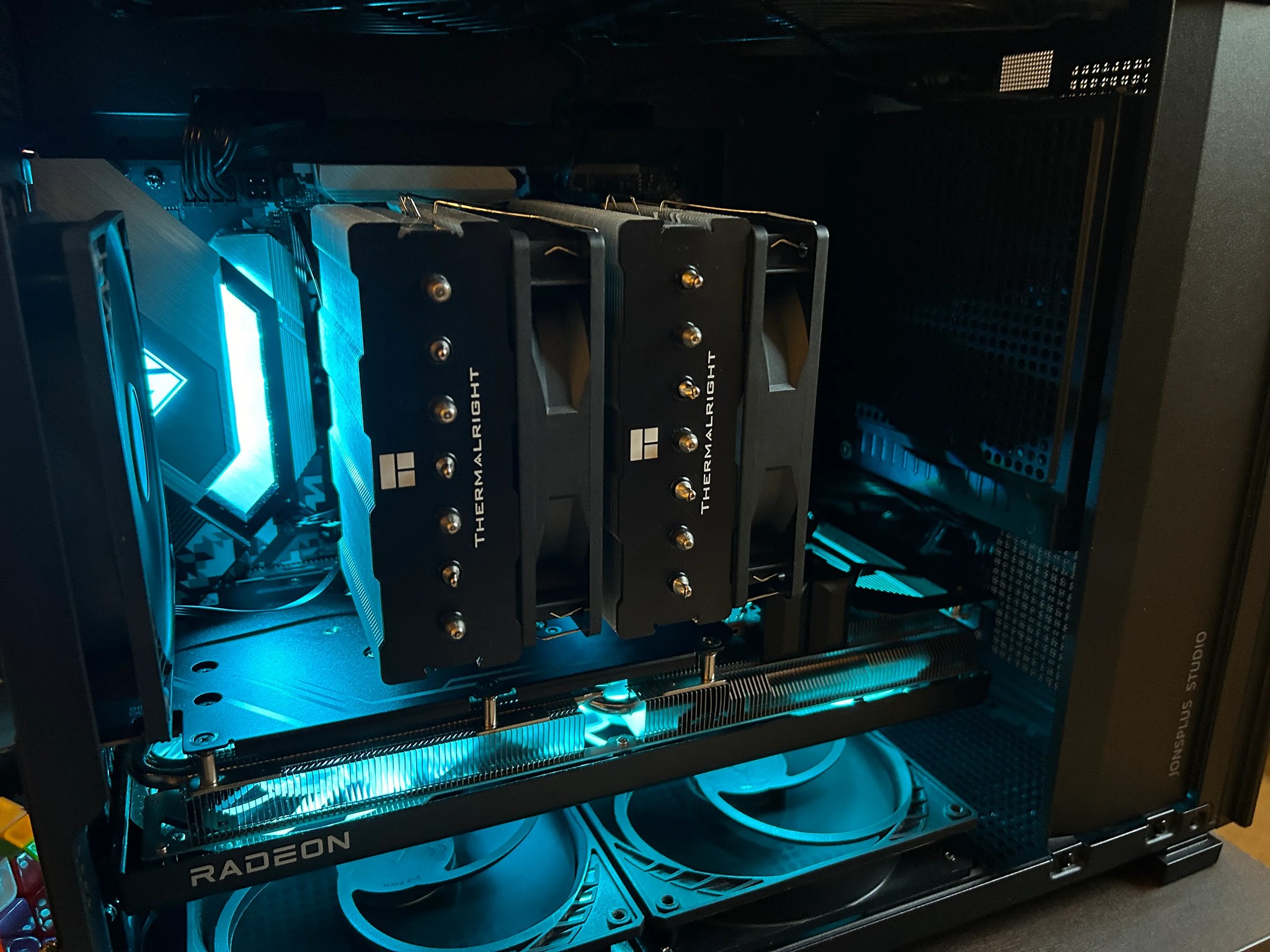 Ryzen 7 5700x 8 cores,  Radeon RX7800xt 16GB, 32GB RAM DDR4 3600, NVMe ssd 2TB, PSU Corsair 850w