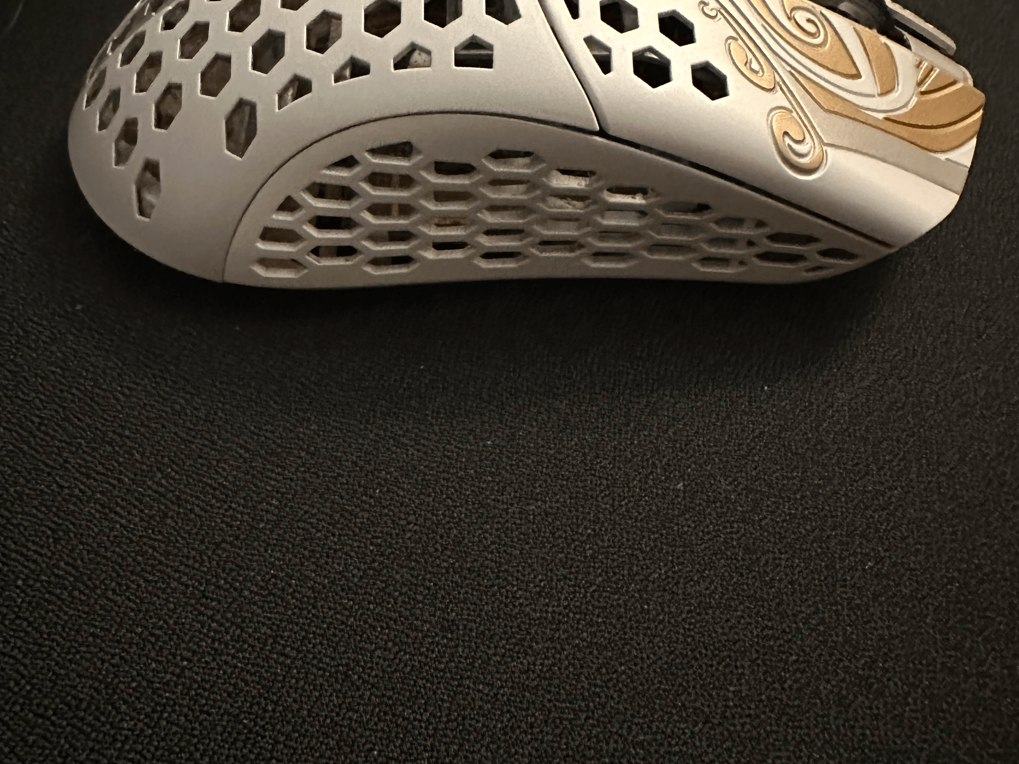 FinalMouse Starlight 12 