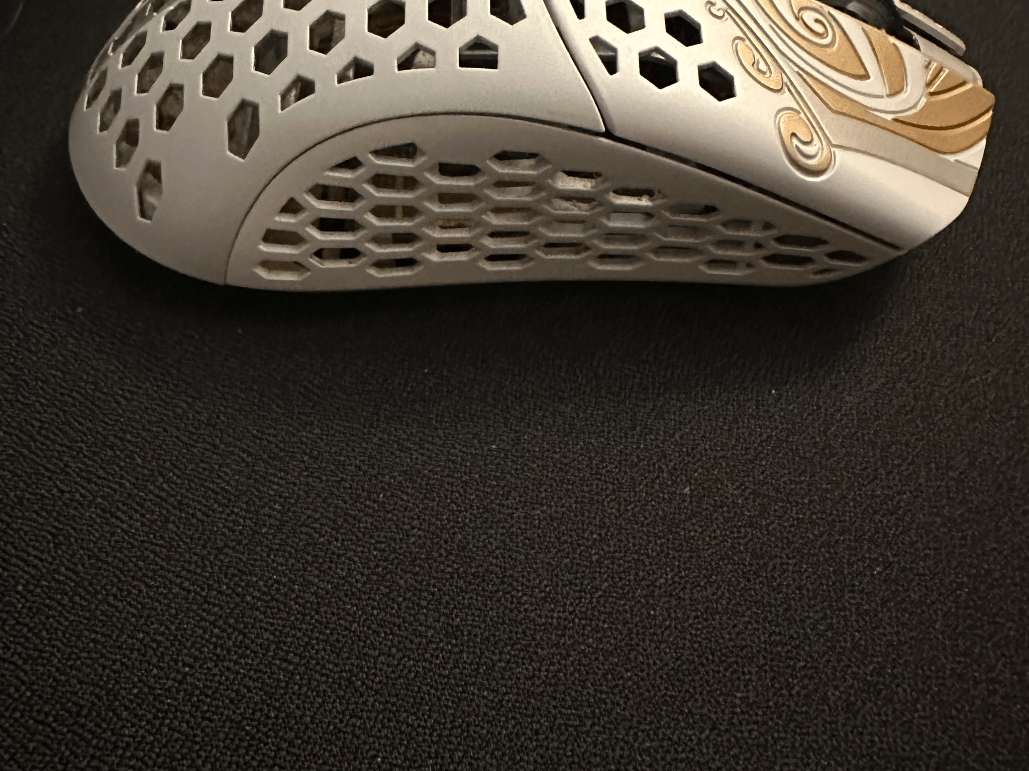 FinalMouse Starlight 12 